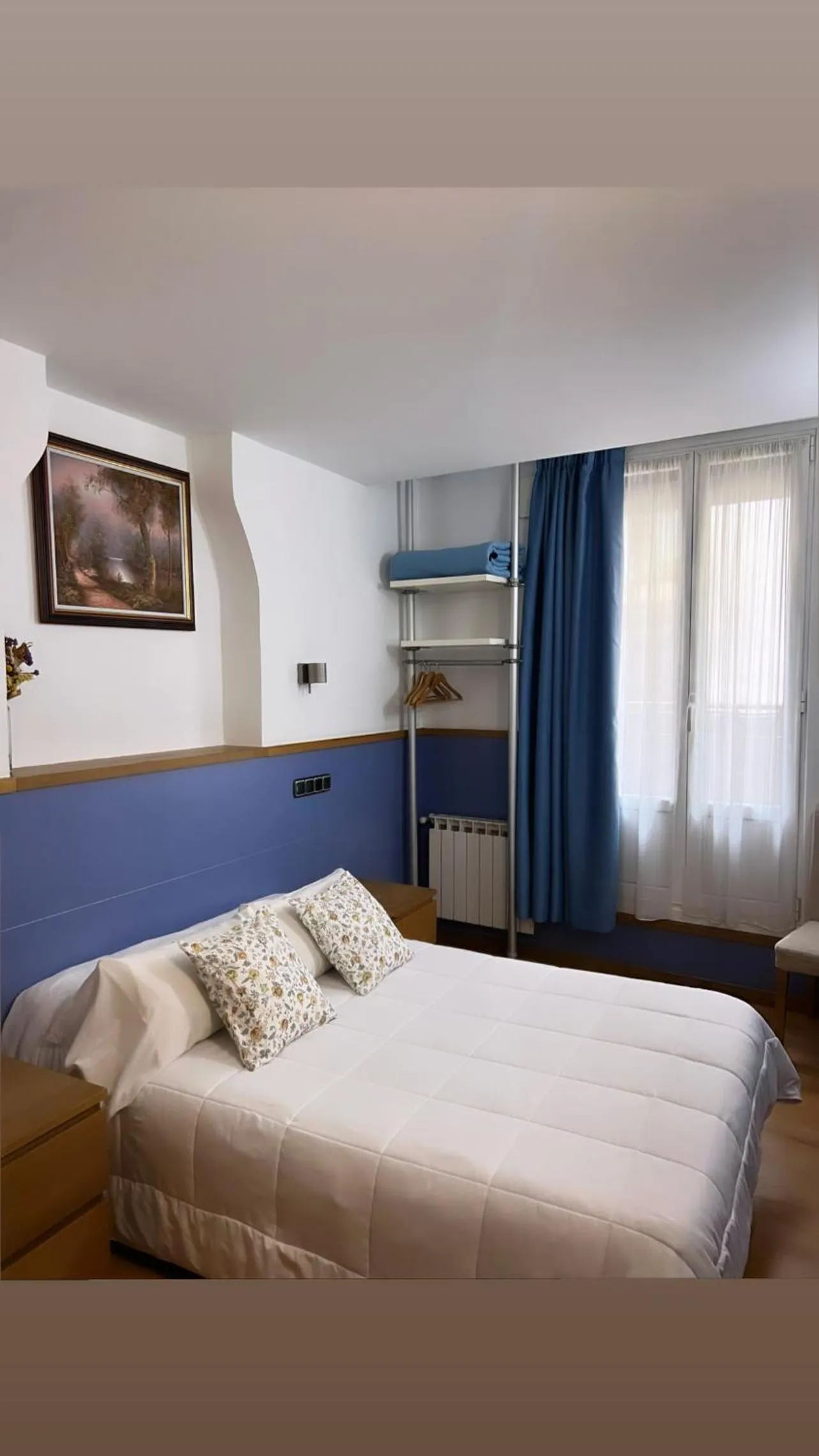 Bed in Pensión Irune by Vivere Stays