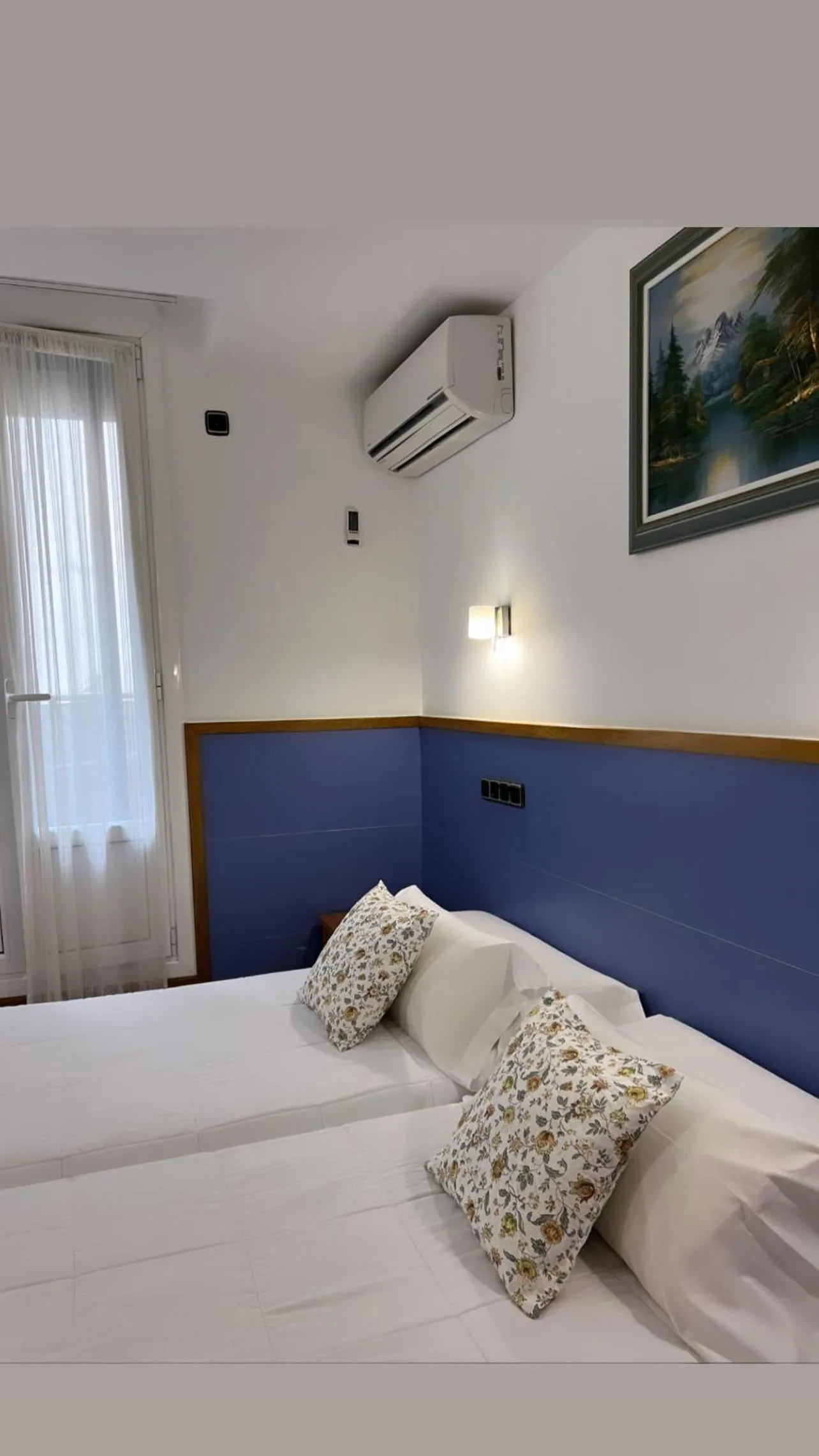 Bed in Pensión Irune by Vivere Stays