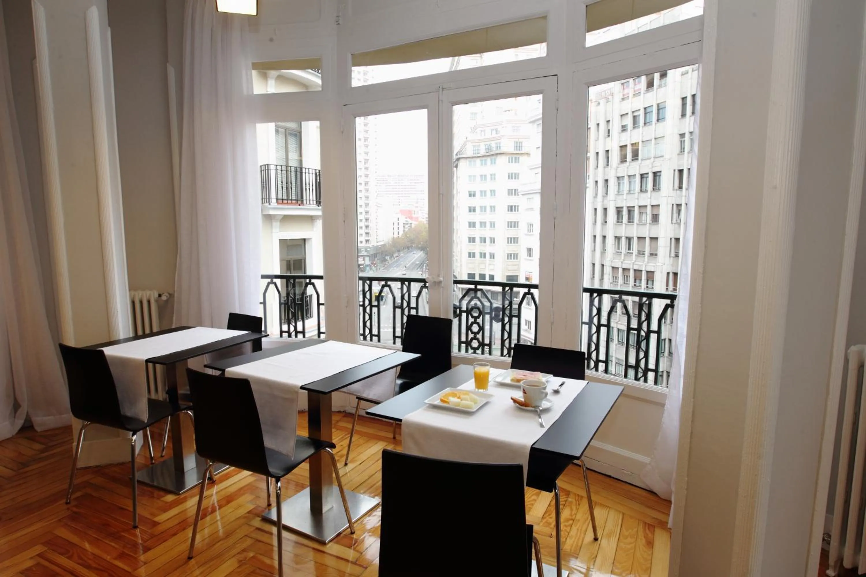 Restaurant/places to eat in Rincón de Gran Vía