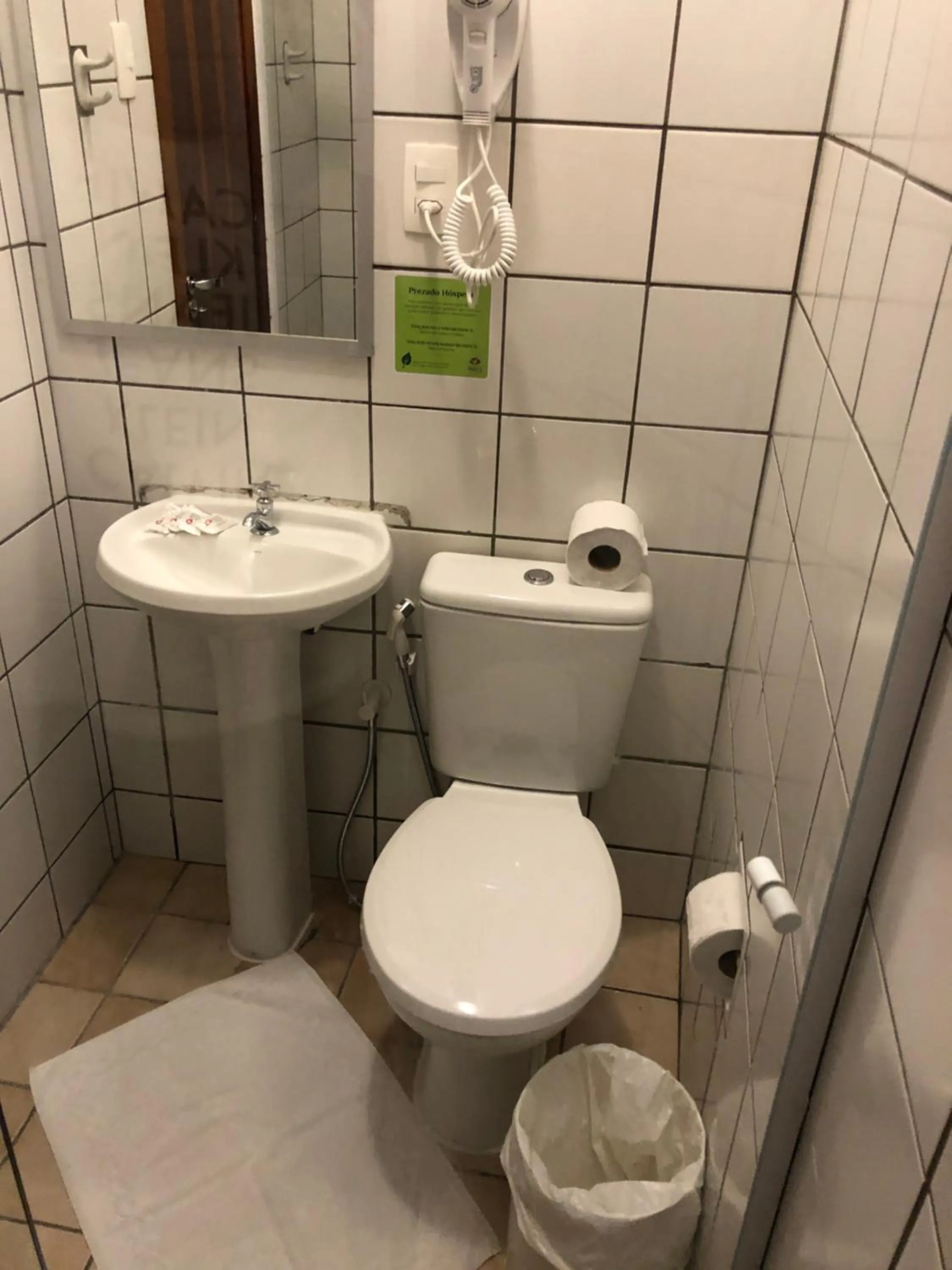 Bathroom in Brasil Express