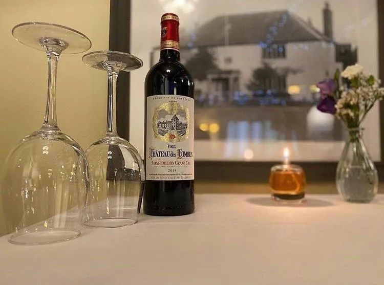 Restaurant/places to eat in The Helyar Arms