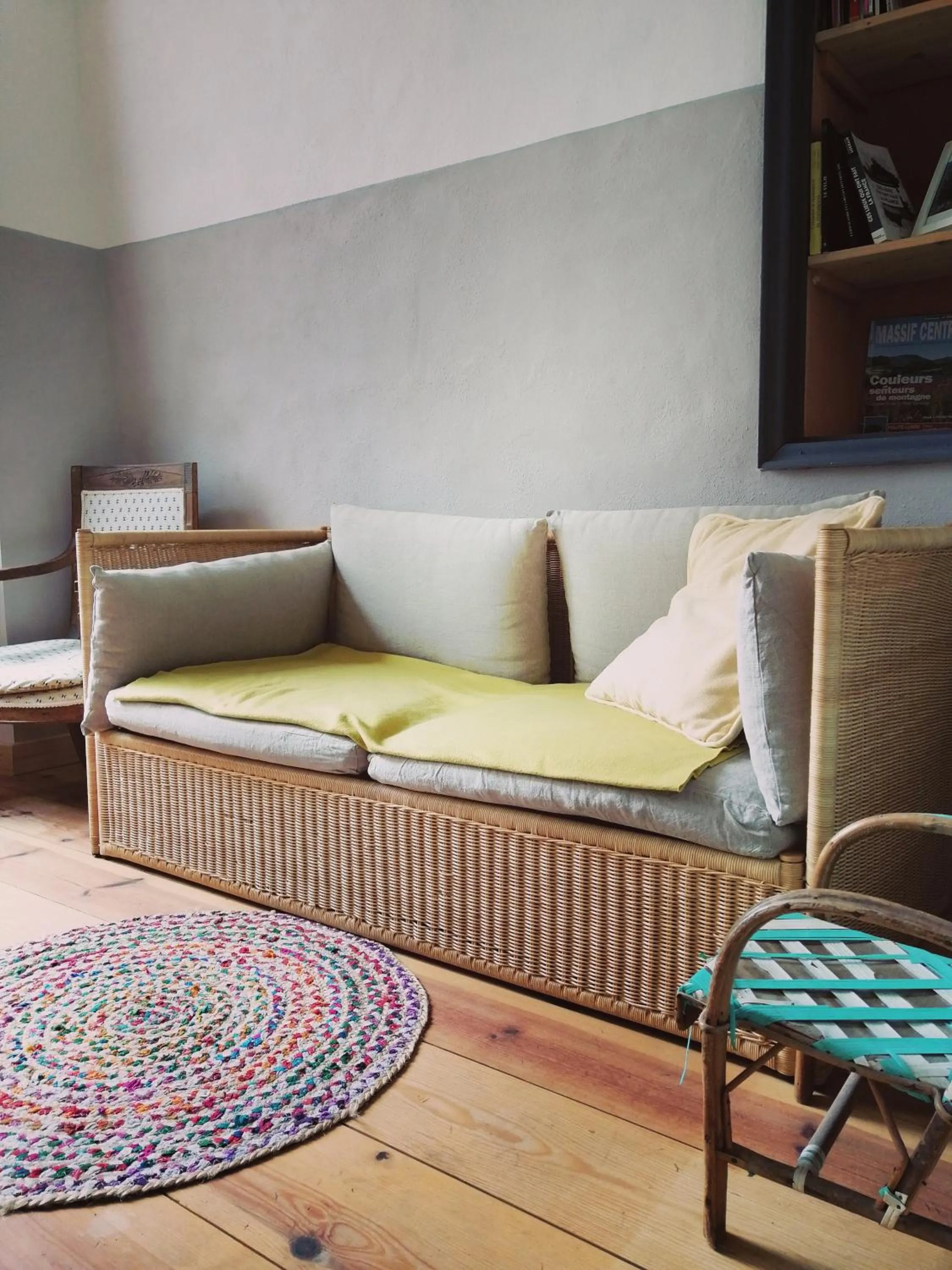 File dans ta chambre !