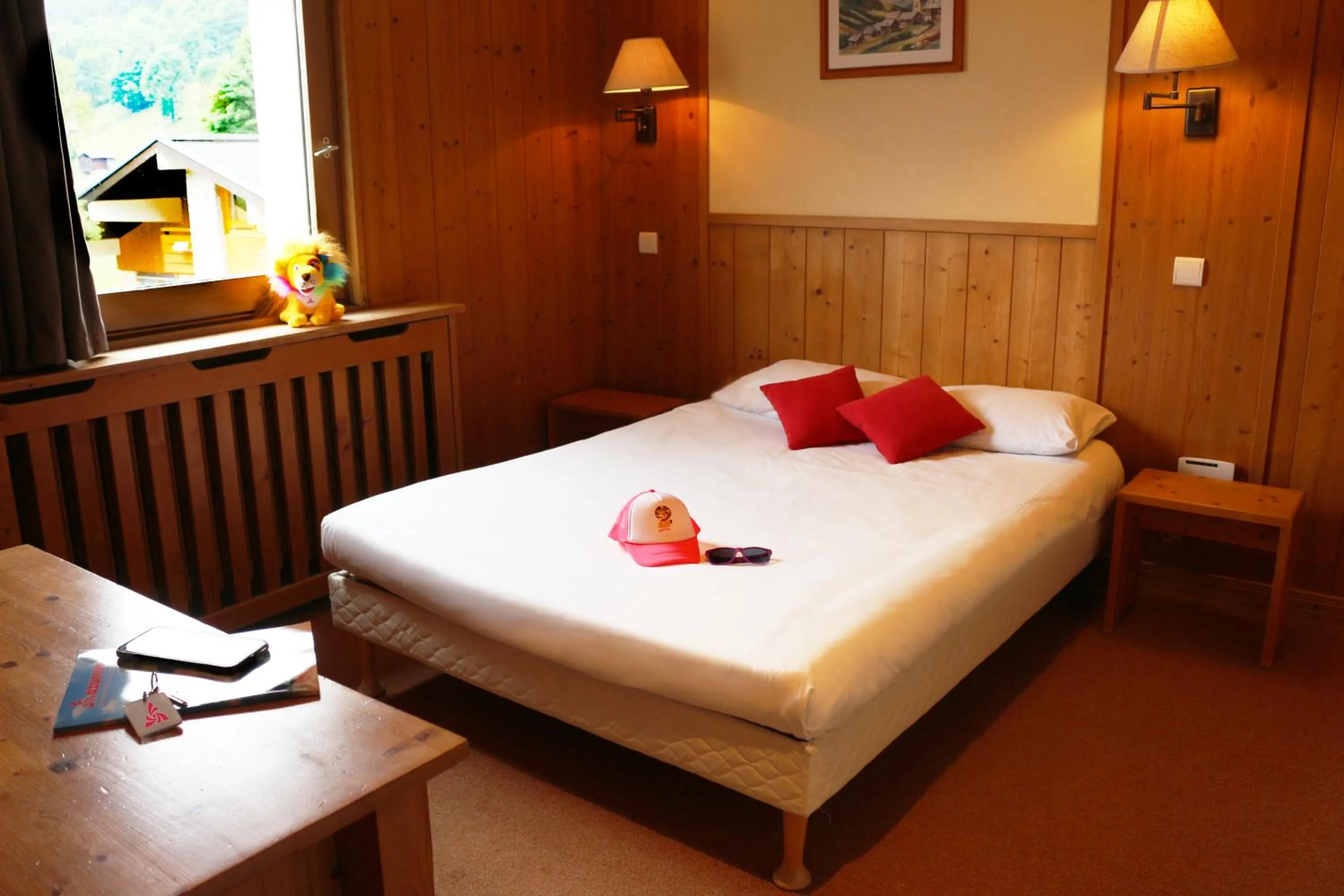 Photo of the whole room, Bed in Azureva La Clusaz les Confins