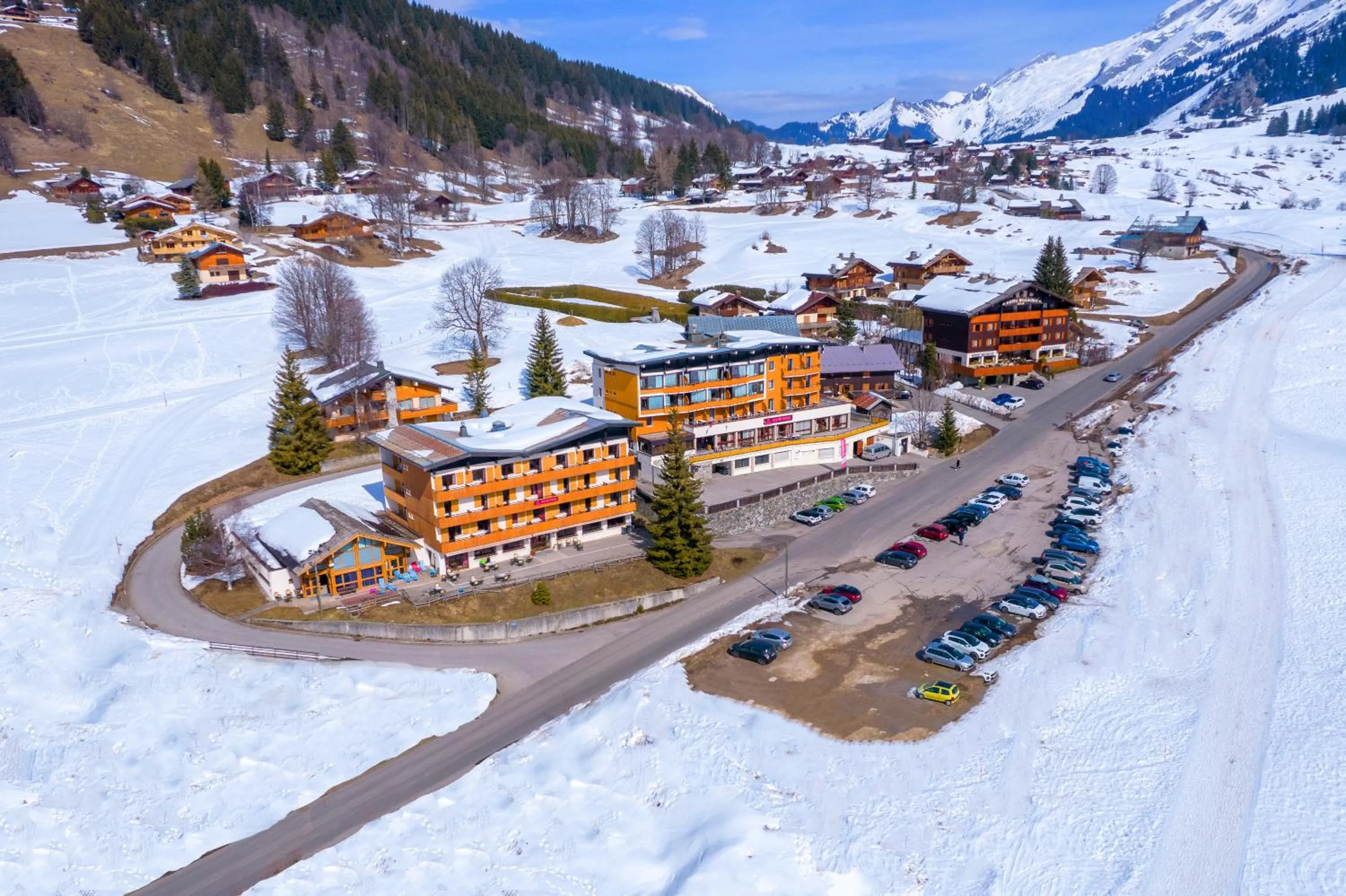 Property building in Azureva La Clusaz les Confins
