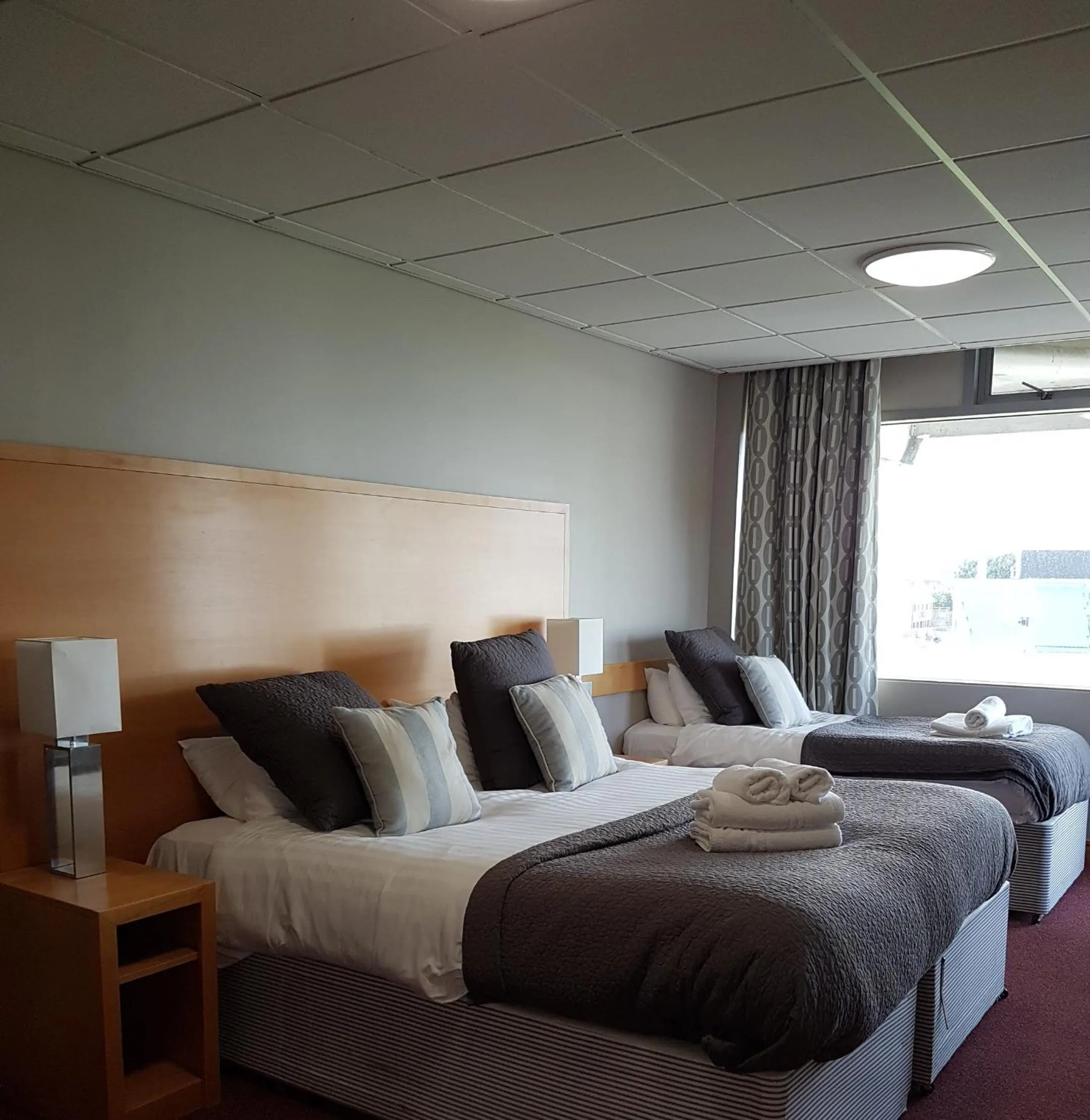 Photo of the whole room, Bed in Headingley Lodge