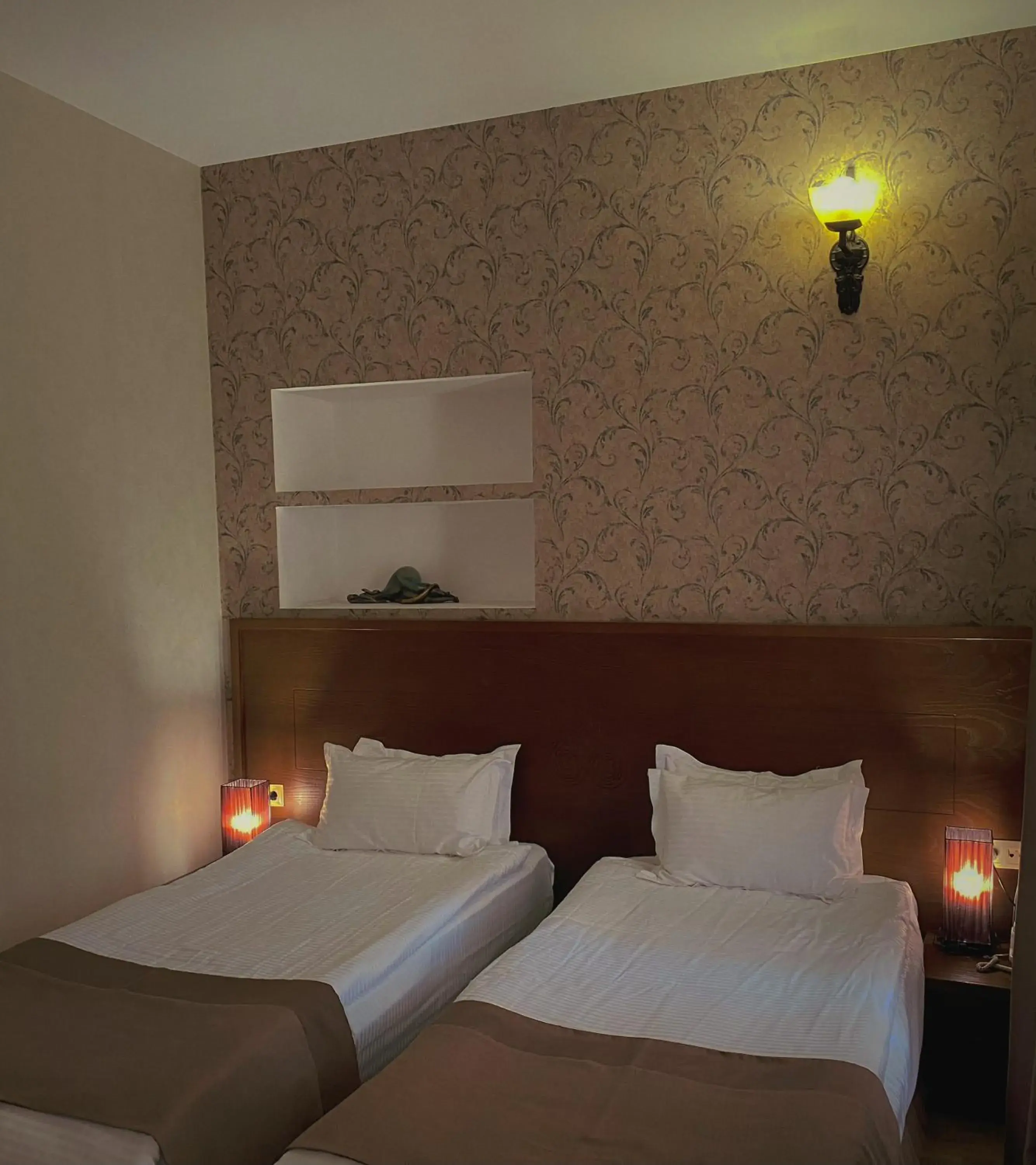 Standard Twin Room with River View in Old Metekhi History Standard Twin Room with River View in Old Metekhi History