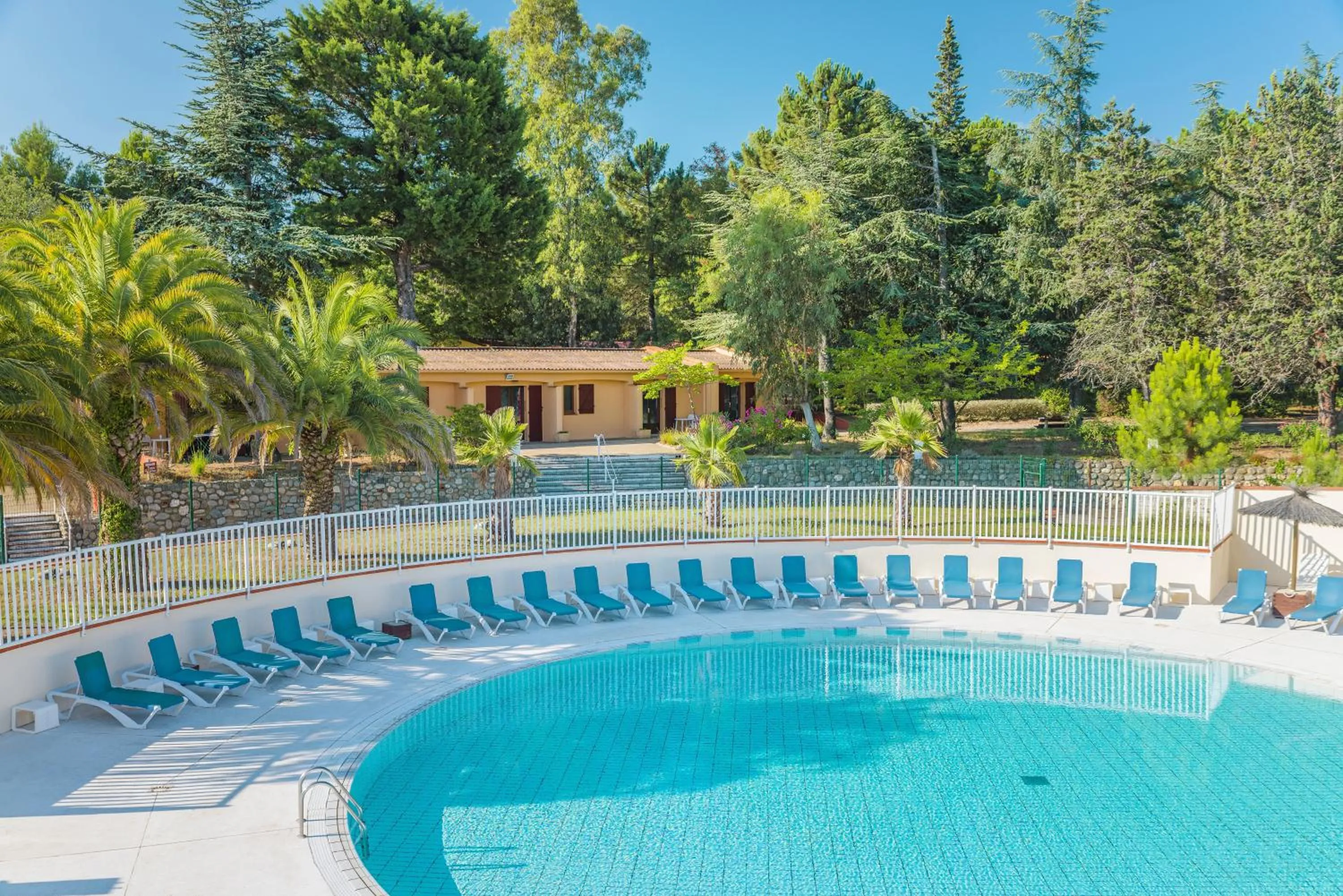 Swimming pool in Azureva Argeles