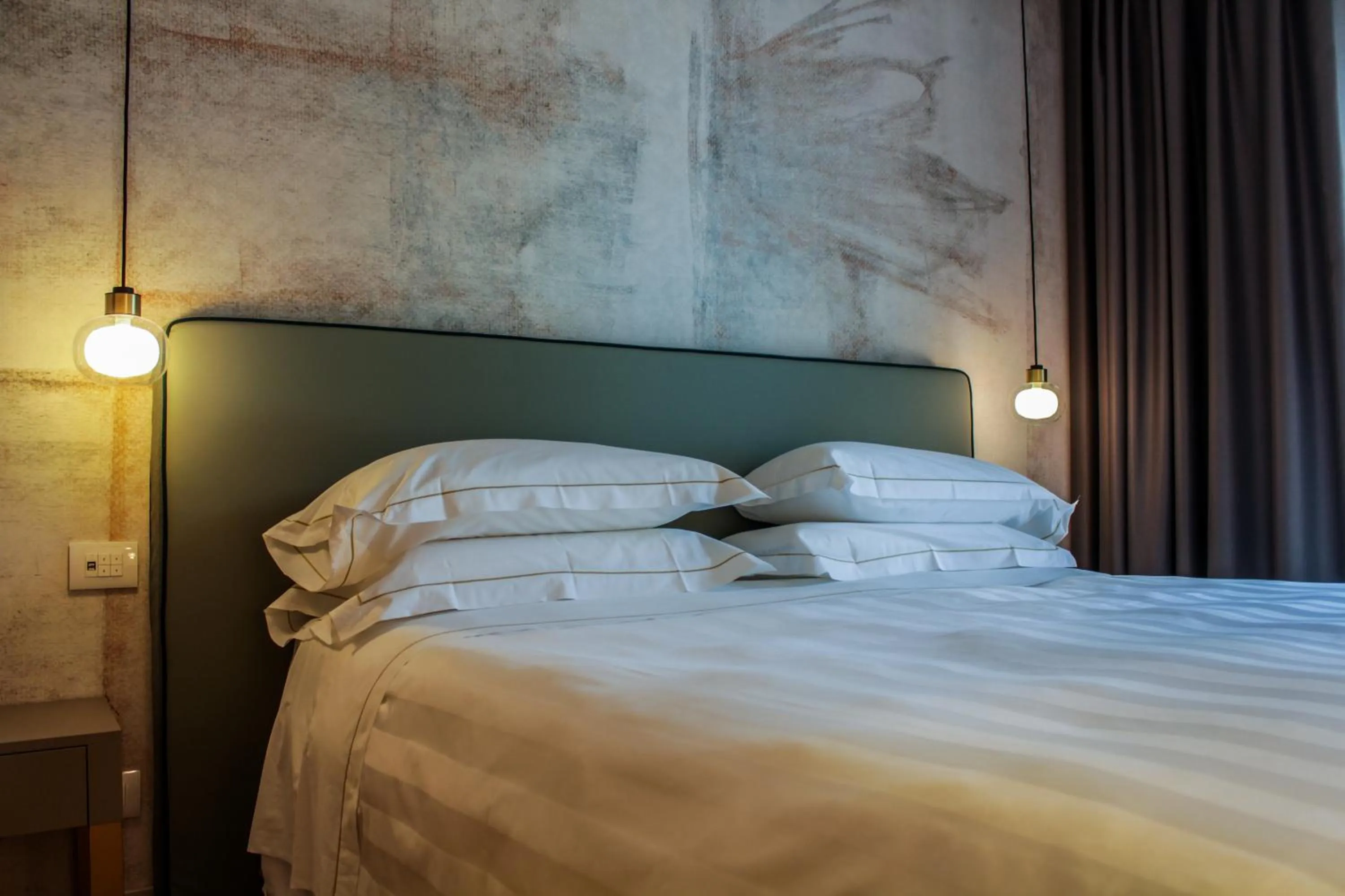 Bedroom, Bed in Diana Grand Hotel