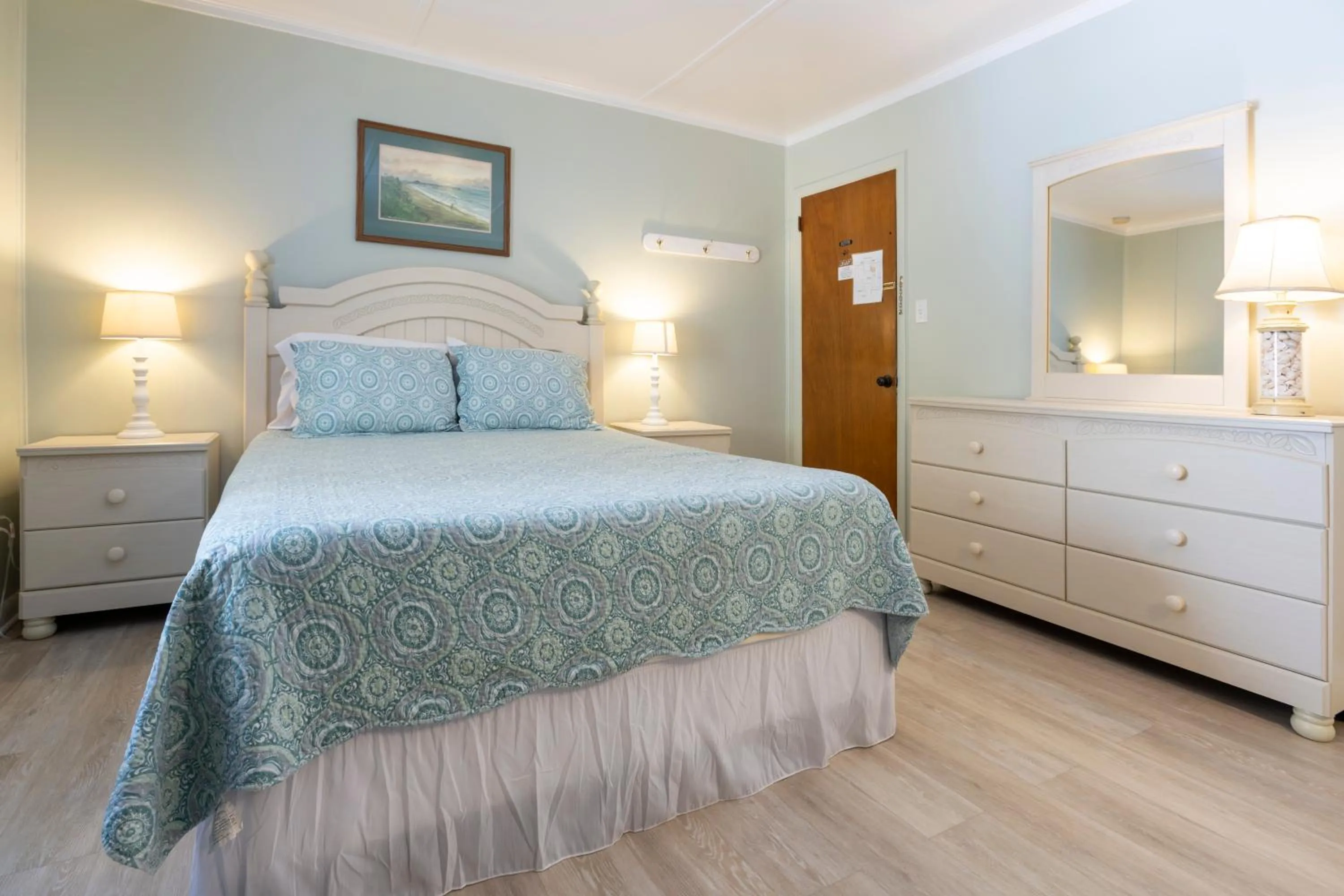 Bed in Blackbeard's Lodge