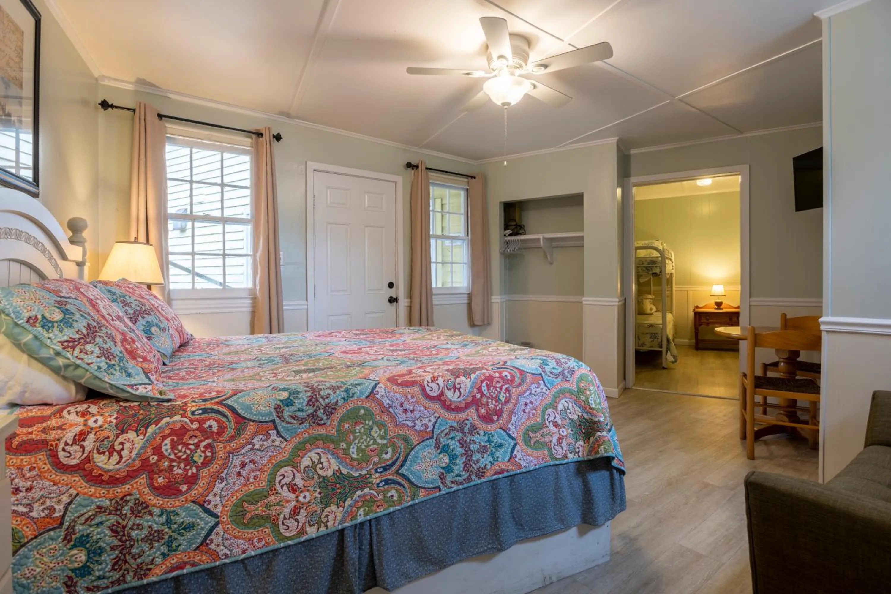 Bed in Blackbeard's Lodge