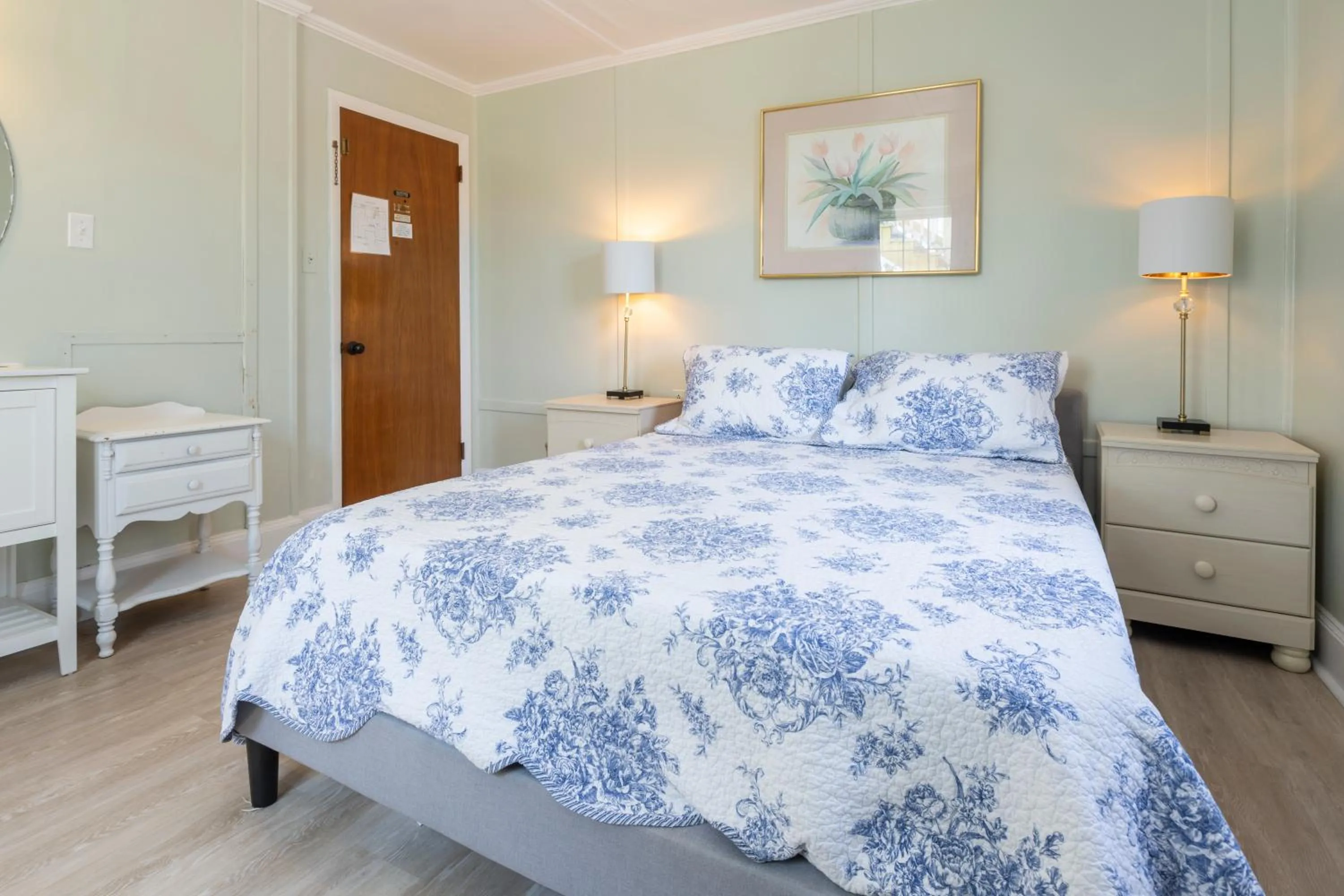 Bed in Blackbeard's Lodge