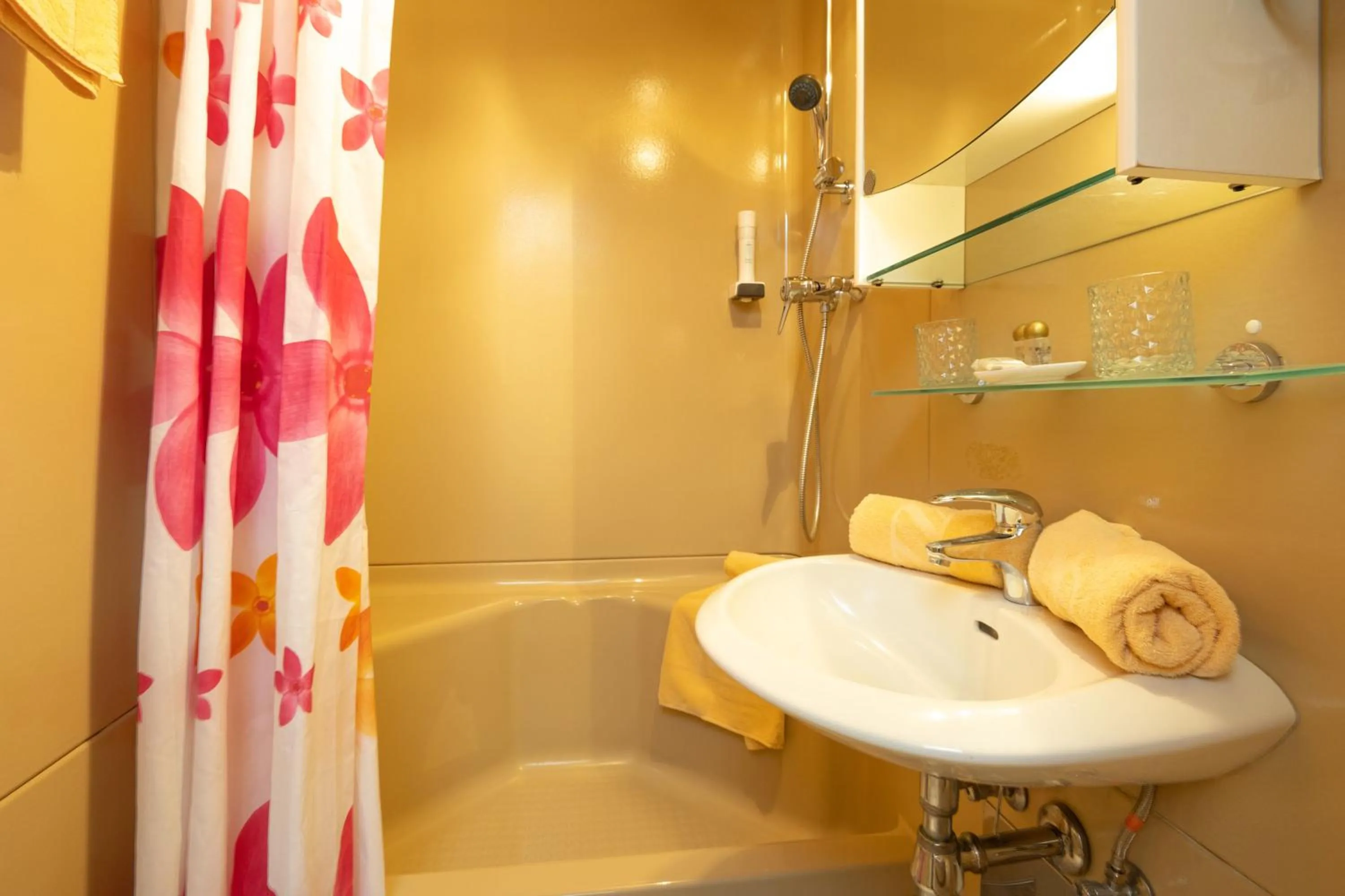 Bathroom in Pogöriacherhof