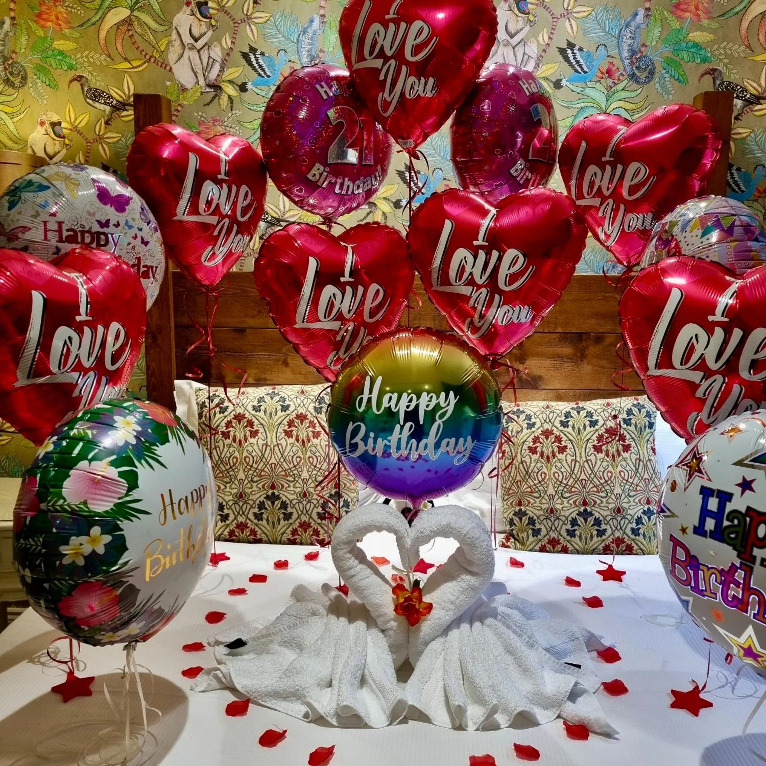 Decorative detail in Lymestone Boutique Accommodation