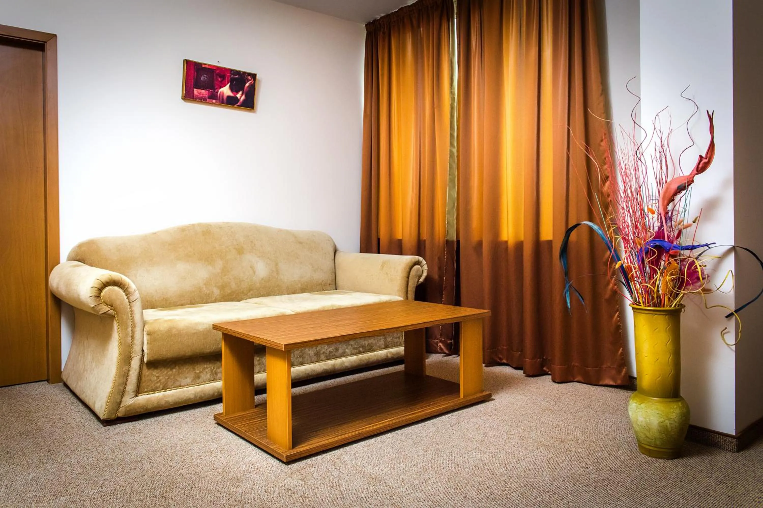 Photo of the whole room in Hotel Intelcoop