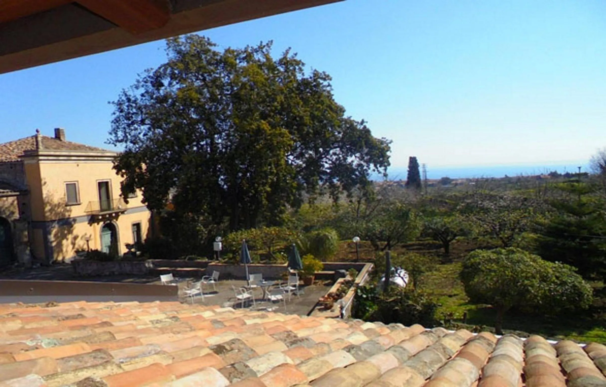 Decorative detail in Baglio Delle Rose