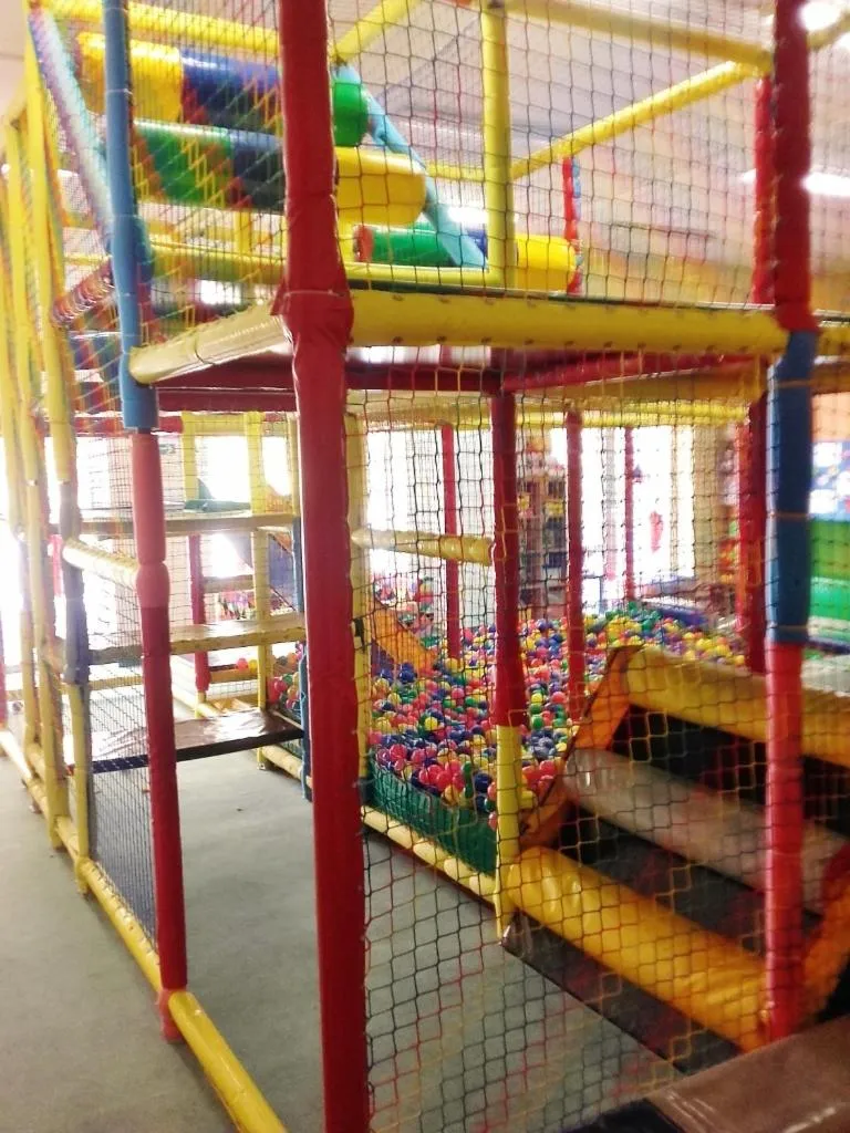 Children play ground in Mazurska Chata jezioro i aquapark 6 min, centrum i promenada 12 min