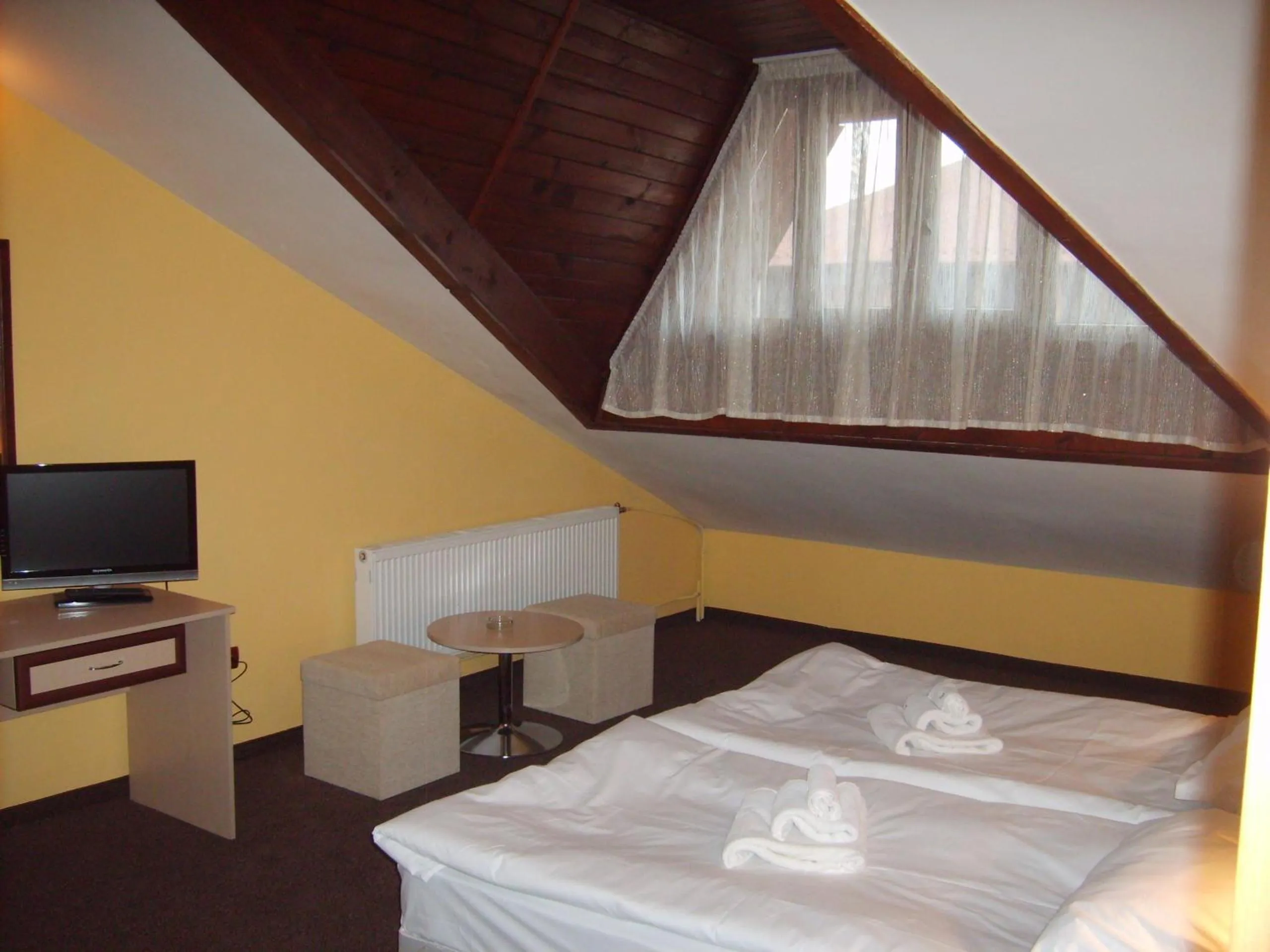 Photo of the whole room in Hotel Rodina