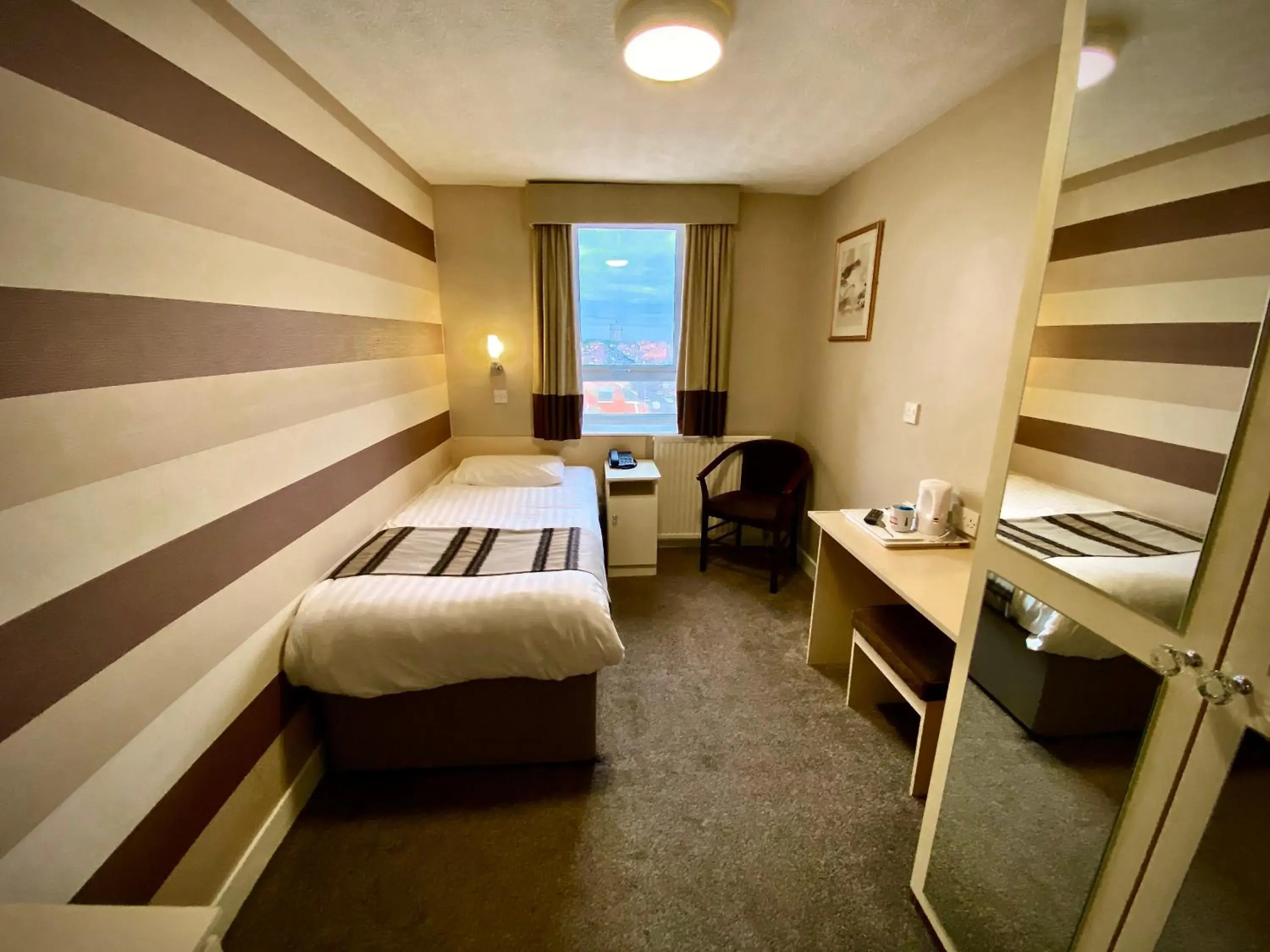 Single Room - single occupancy in Doric Hotel Single Room - single occupancy in Doric Hotel