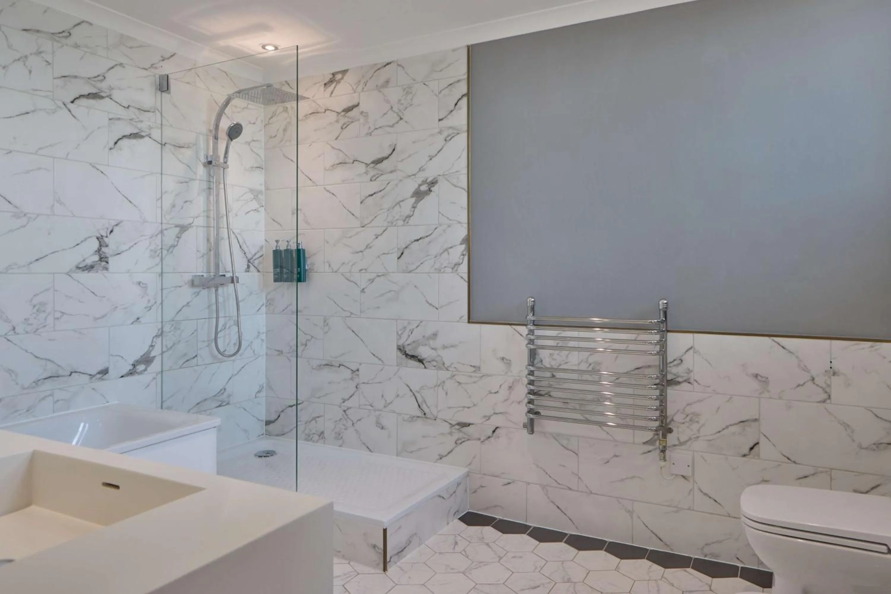 Bathroom in DoubleTree By Hilton Brighton Metropole