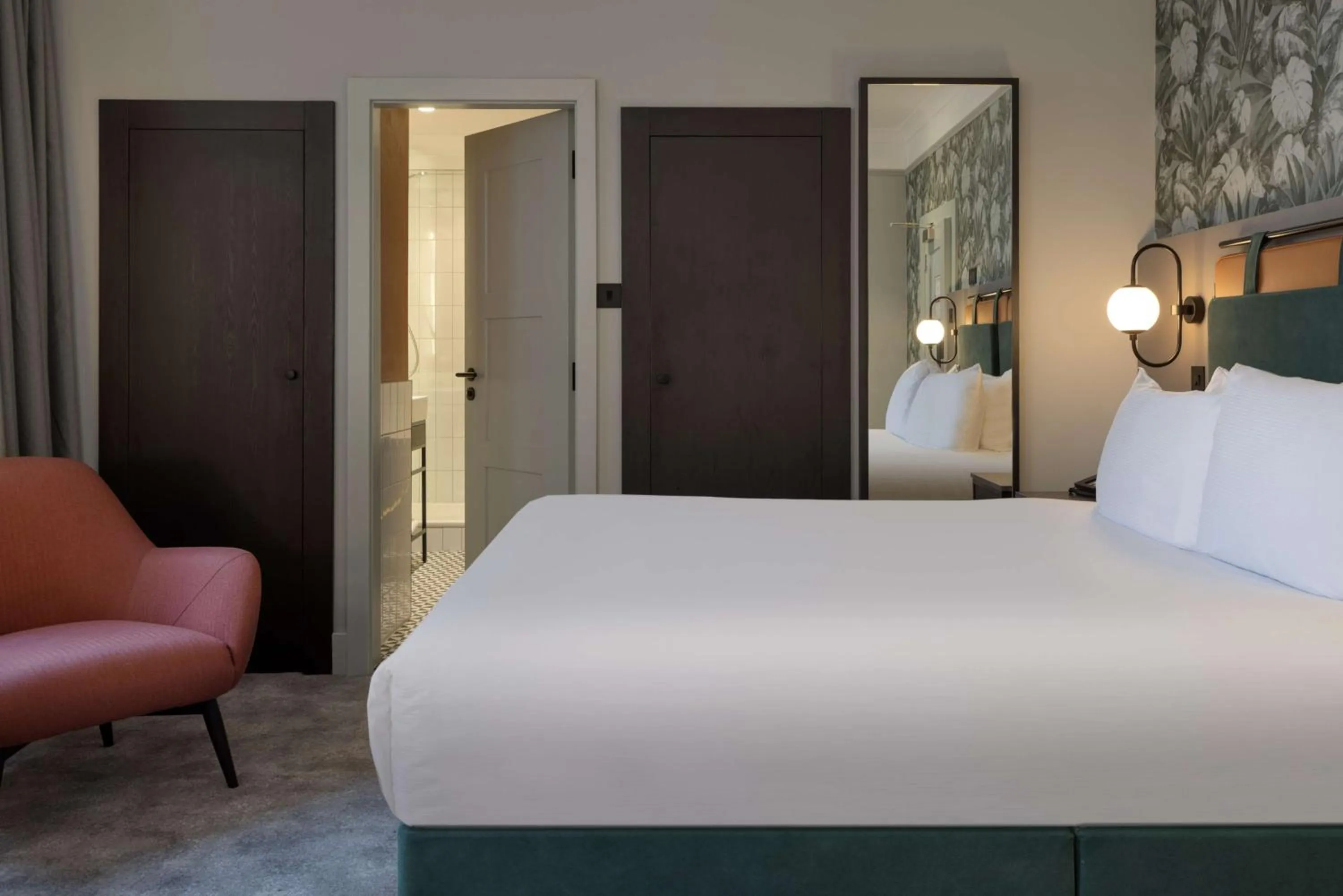 Bed in DoubleTree By Hilton Brighton Metropole