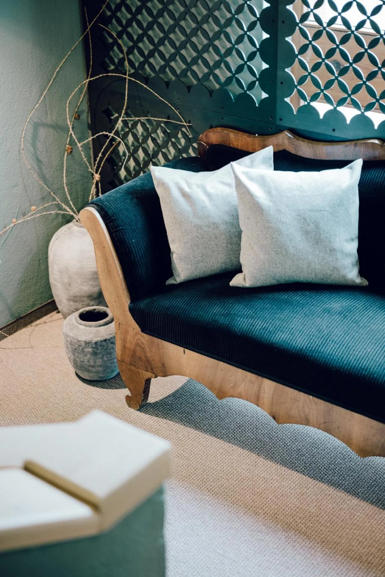 Decorative detail, Bed in Das Johann