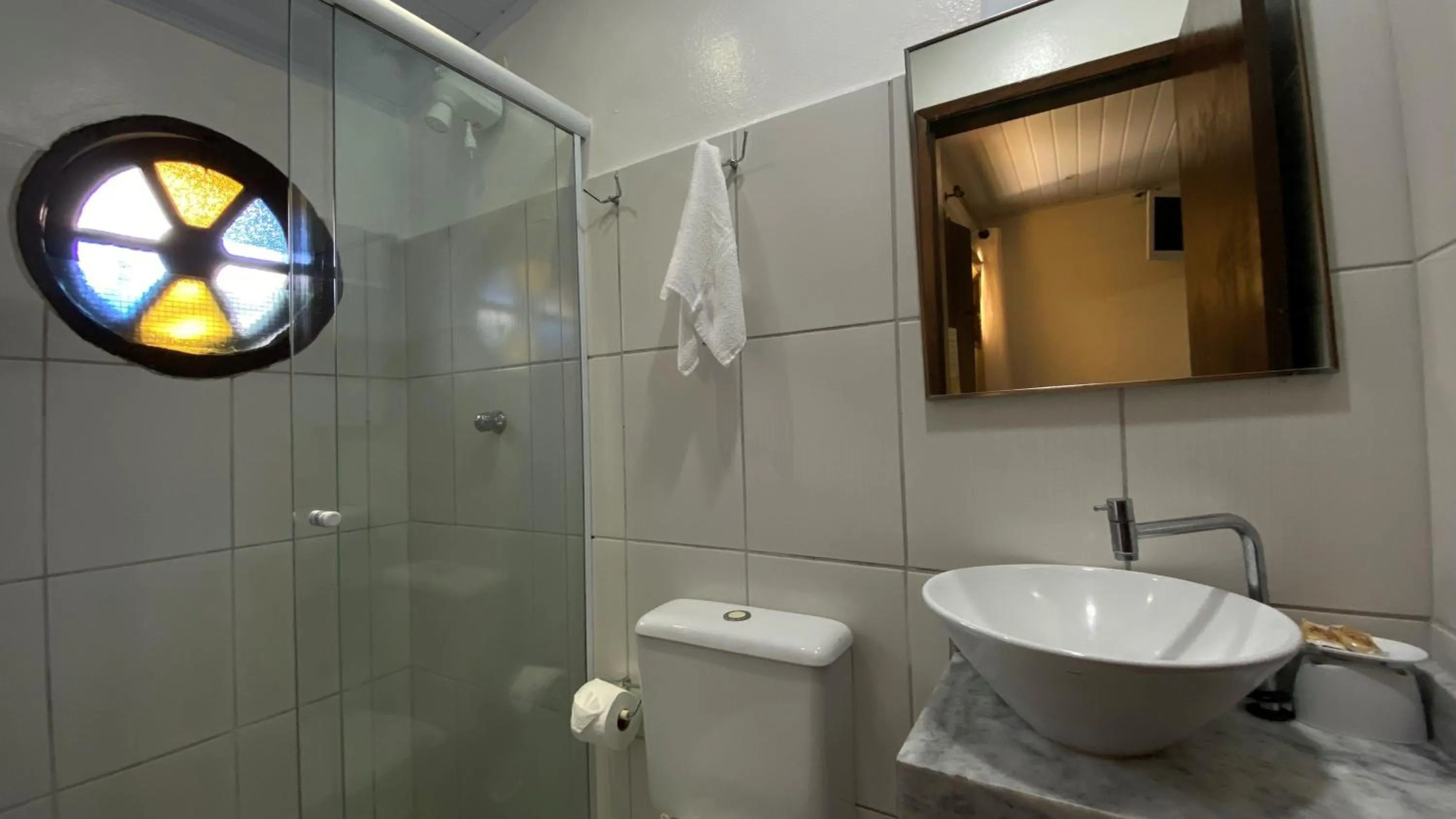 Bathroom in Pousada Aporan Ilhabela