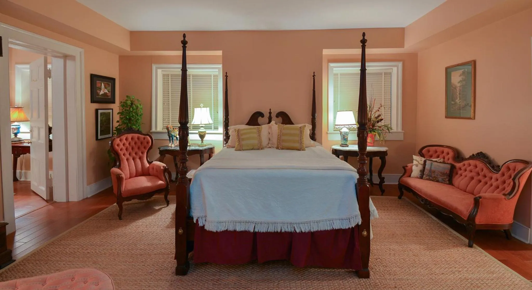 Bed in Choctaw Hall Bed & Breakfast
