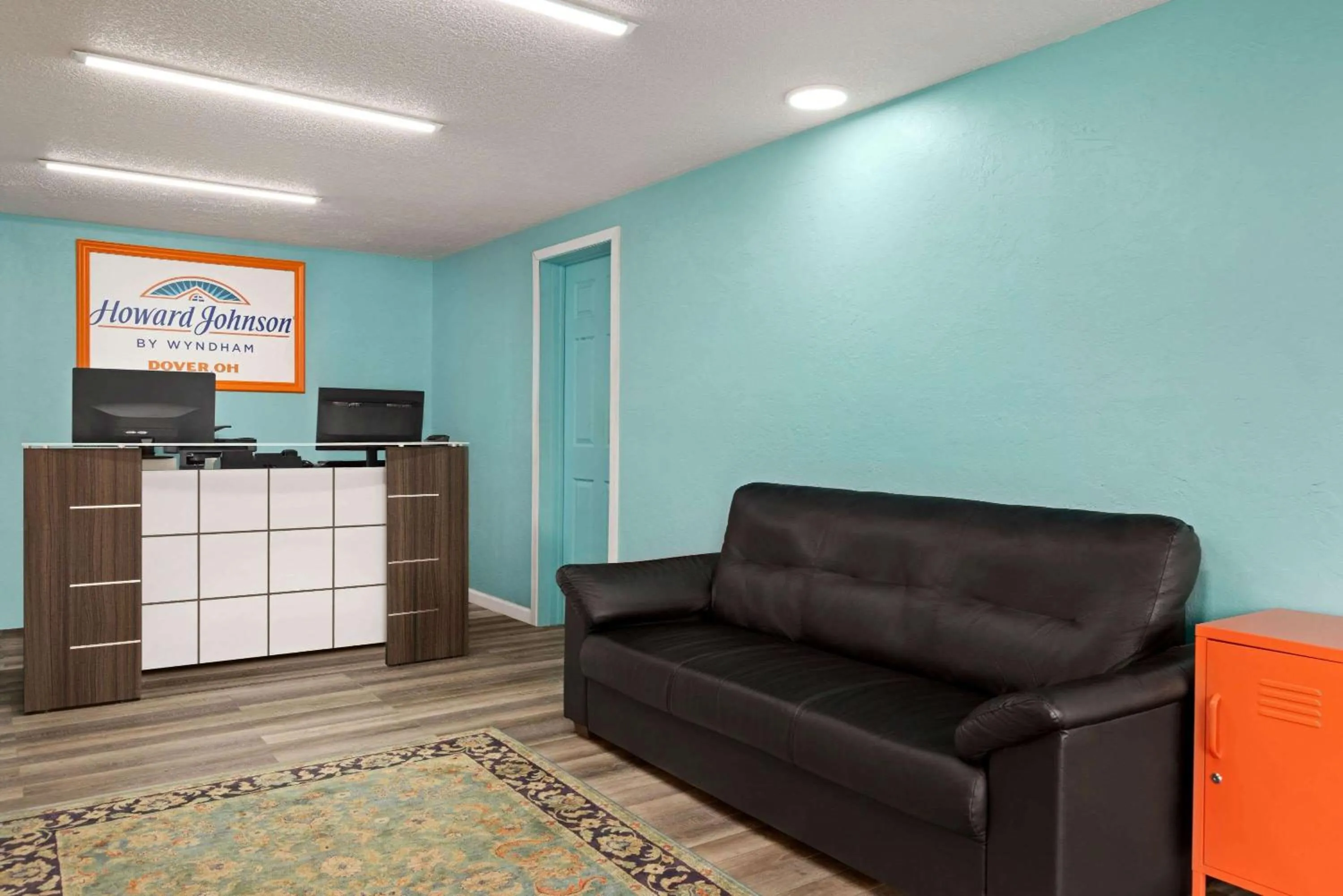 Lobby or reception in Dover Inn and Suites