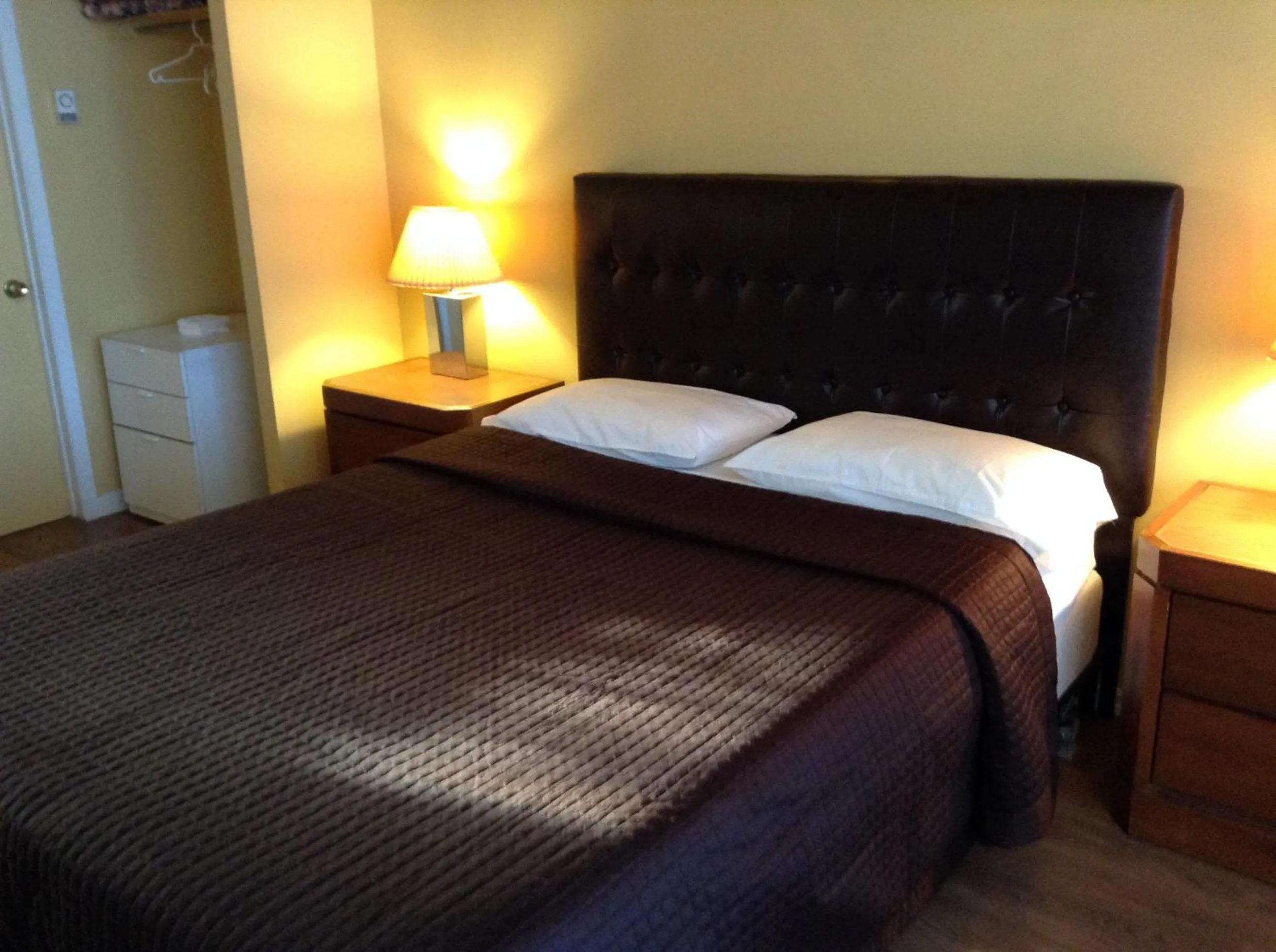 Bed in Motel Rive Du Lac