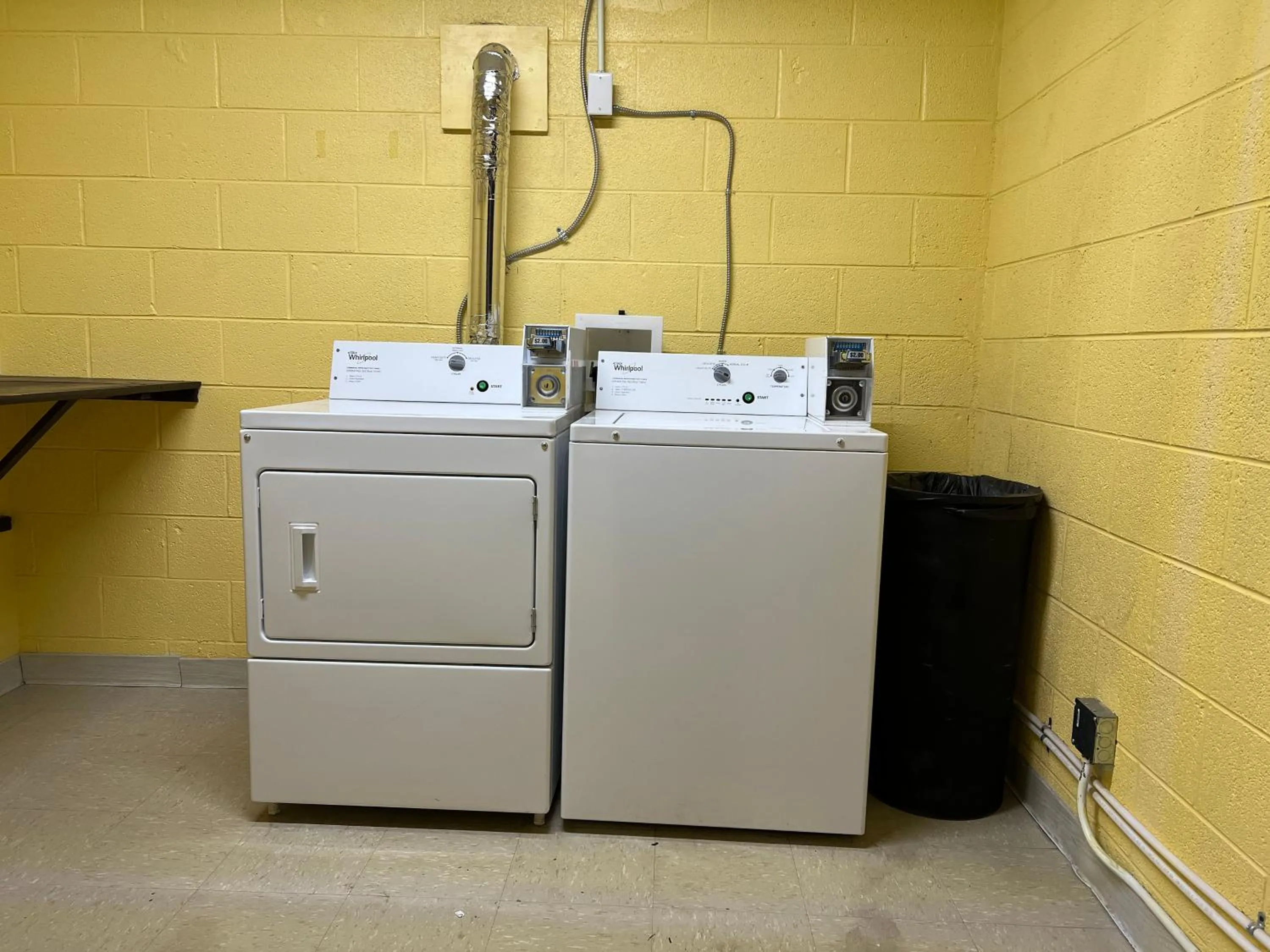 washing machine in Travelodge by Wyndham Wytheville