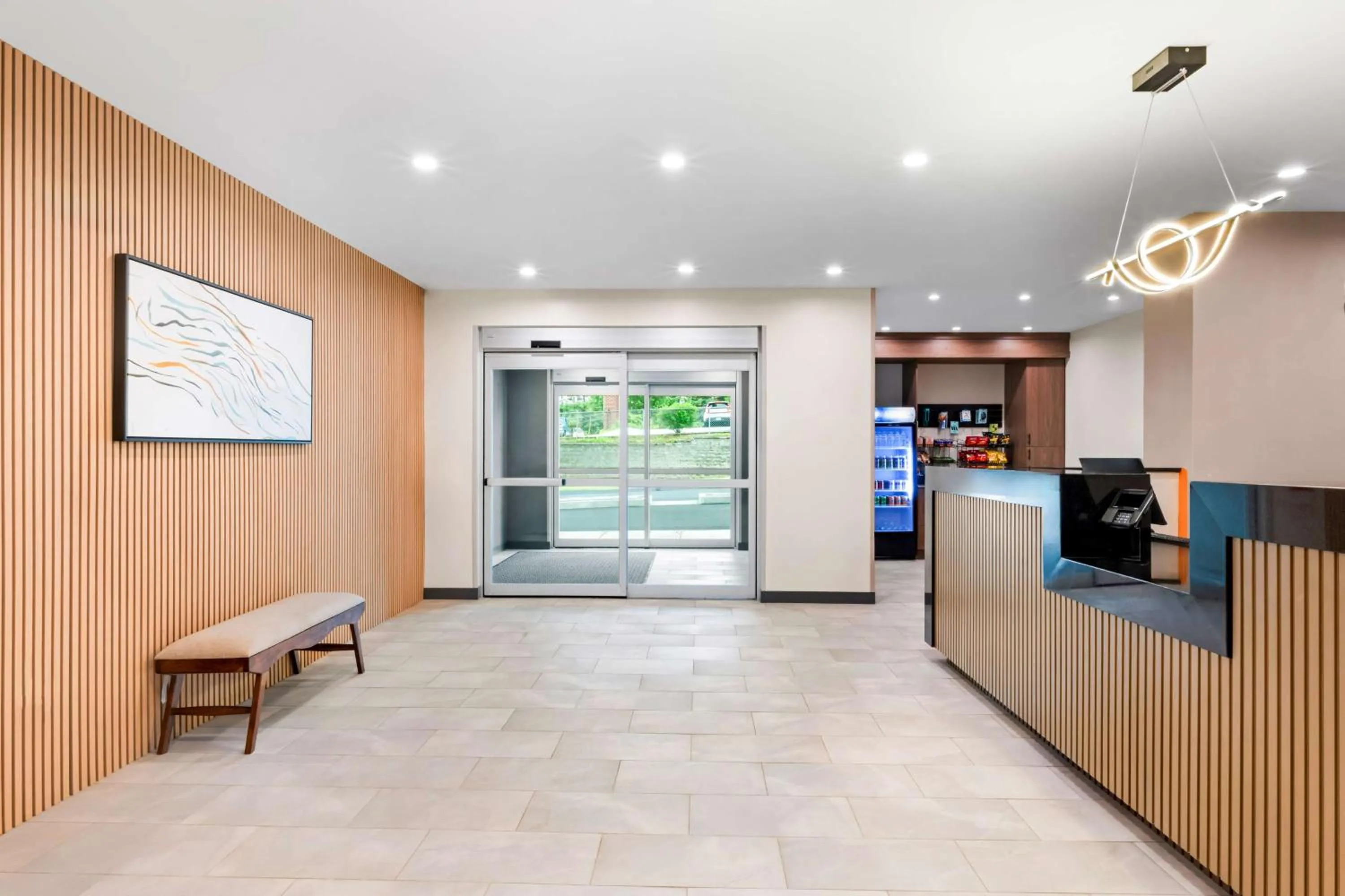 Lobby or reception in Best Western Niantic - New London, Mystic Area