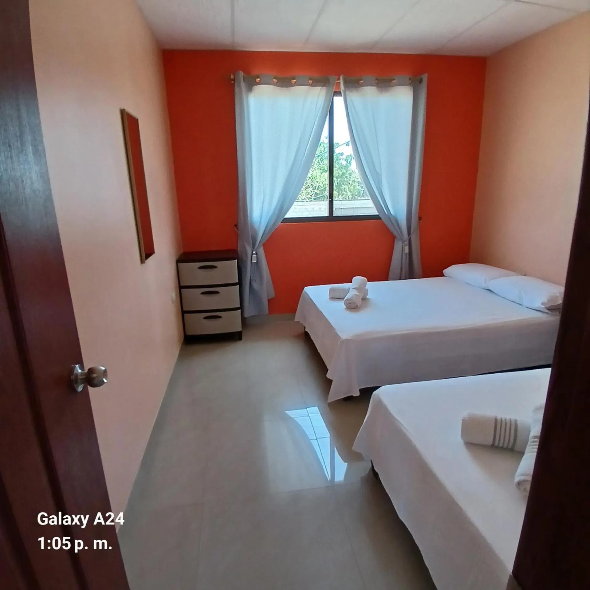 Bedroom, Bed in Suites Sonikikos