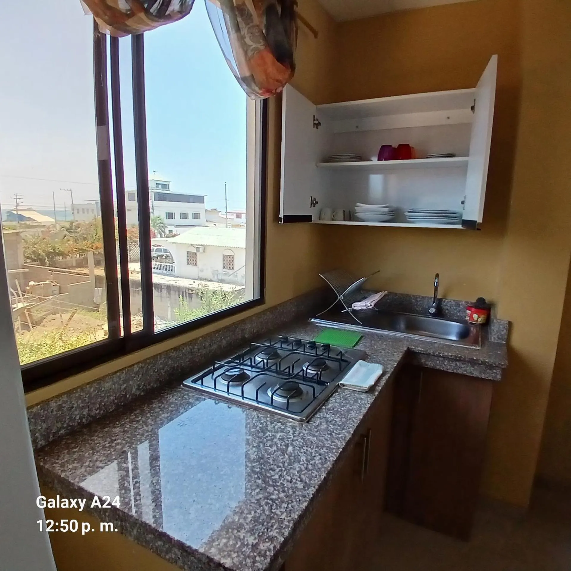 stove in Suites Sonikikos