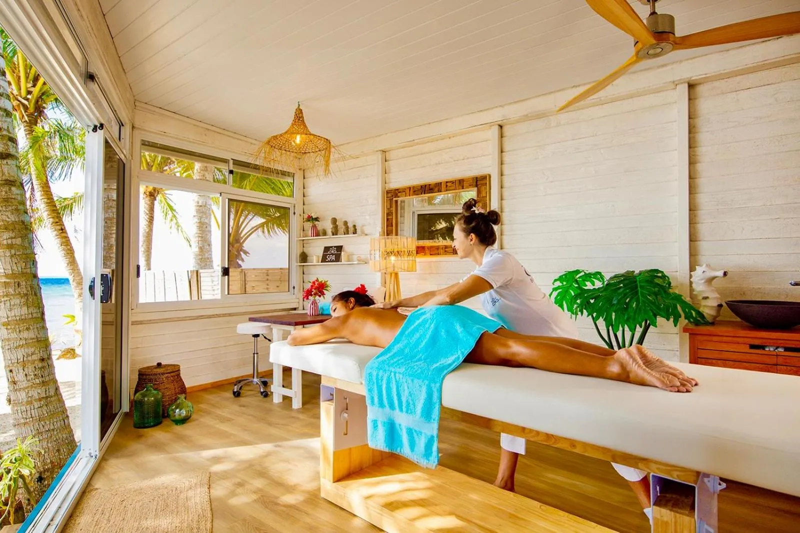 Massage in Opoa Beach Hotel