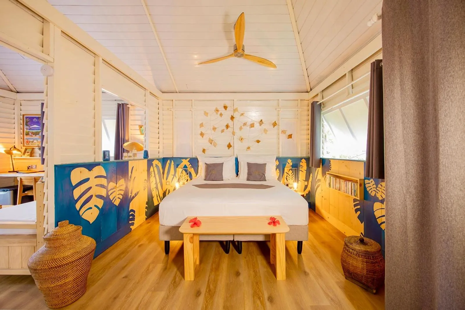 Photo of the whole room, Bed in Opoa Beach Hotel