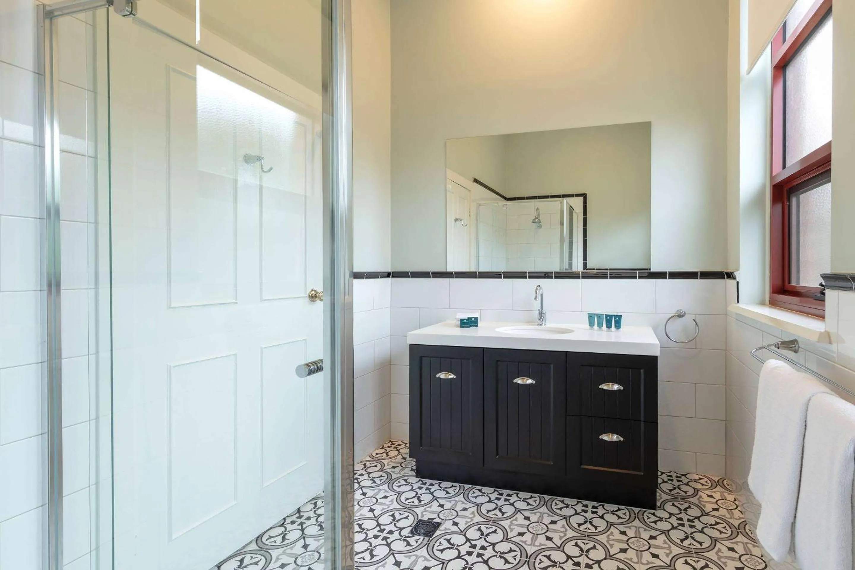 TV and multimedia in Club Wyndham Ballarat, Trademark Collection by Wyndham