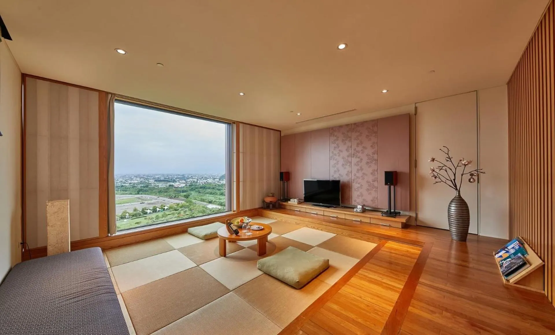 Living room in Hotel Royal Chiao Hsi