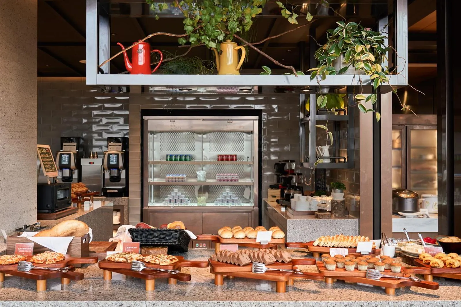 Restaurant/places to eat in Hotel Royal Chiao Hsi