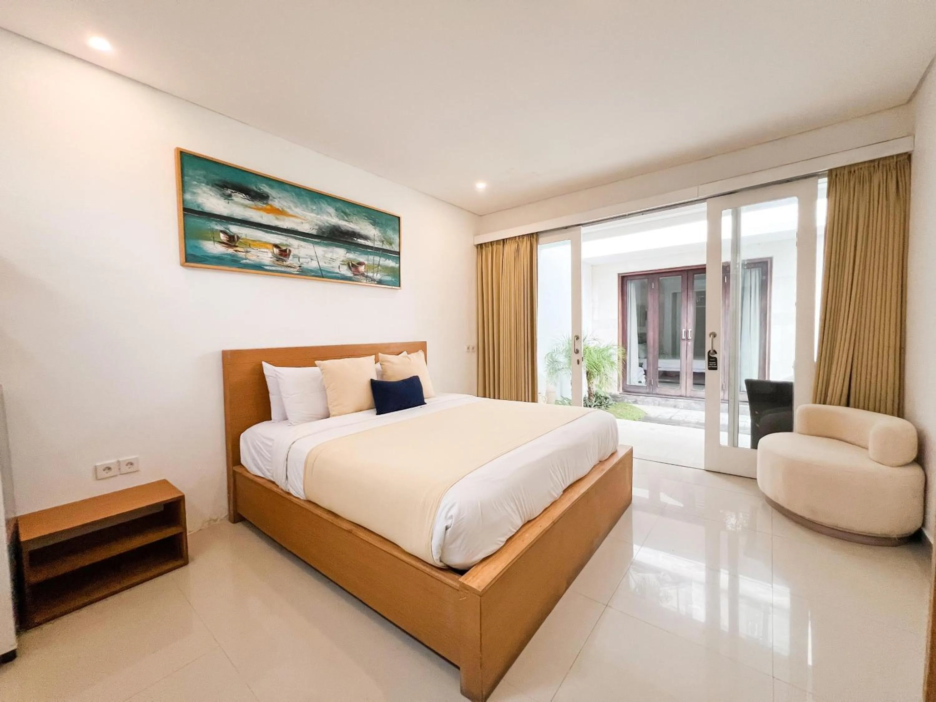 Bedroom, Bed in Apple Villas & Apartments