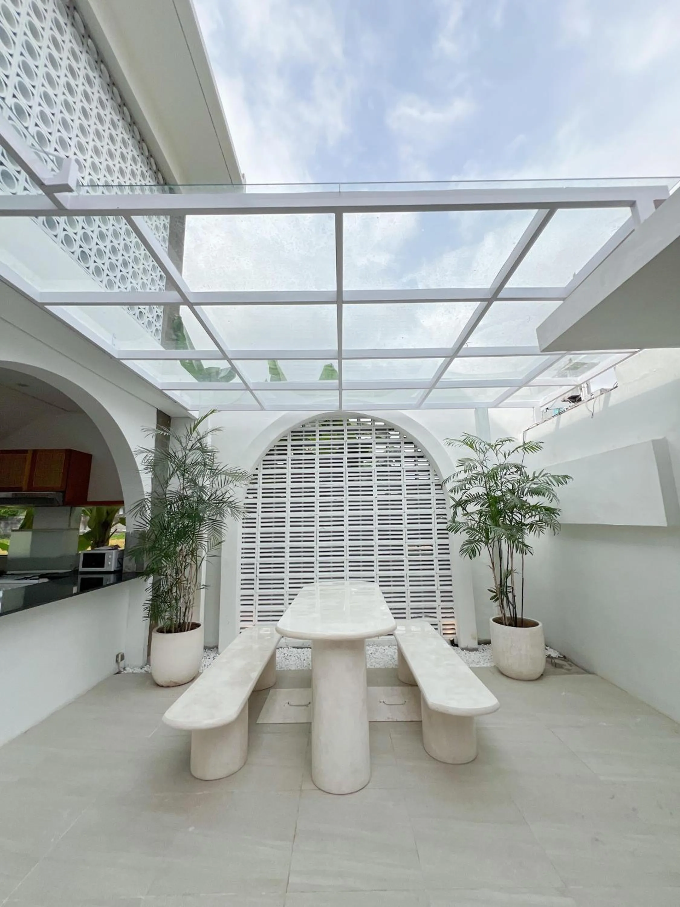 Seating area in Apple Villas & Apartments