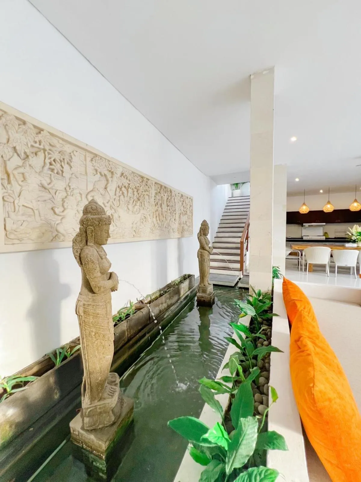 Living room in Apple Villas & Apartments