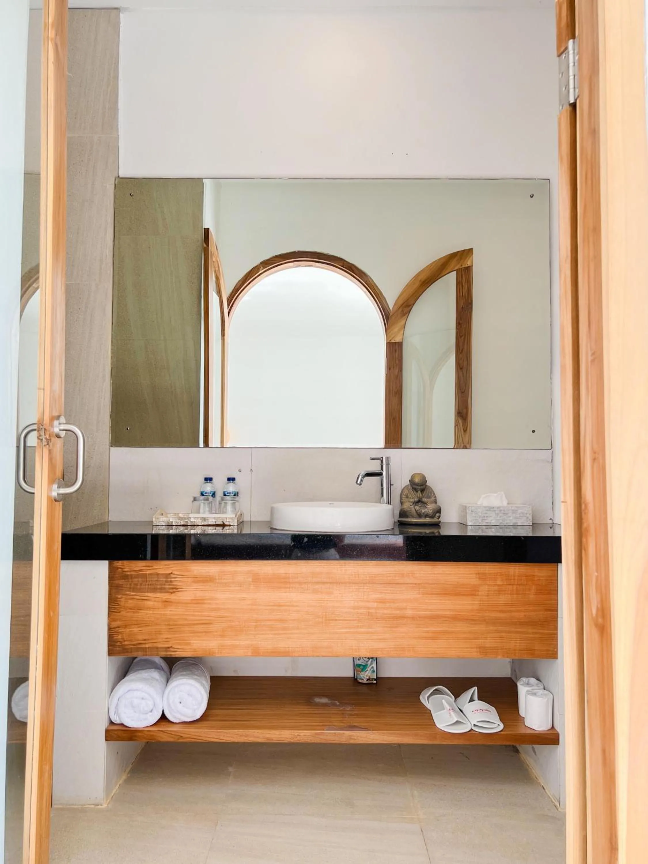 Bathroom in Apple Villas & Apartments
