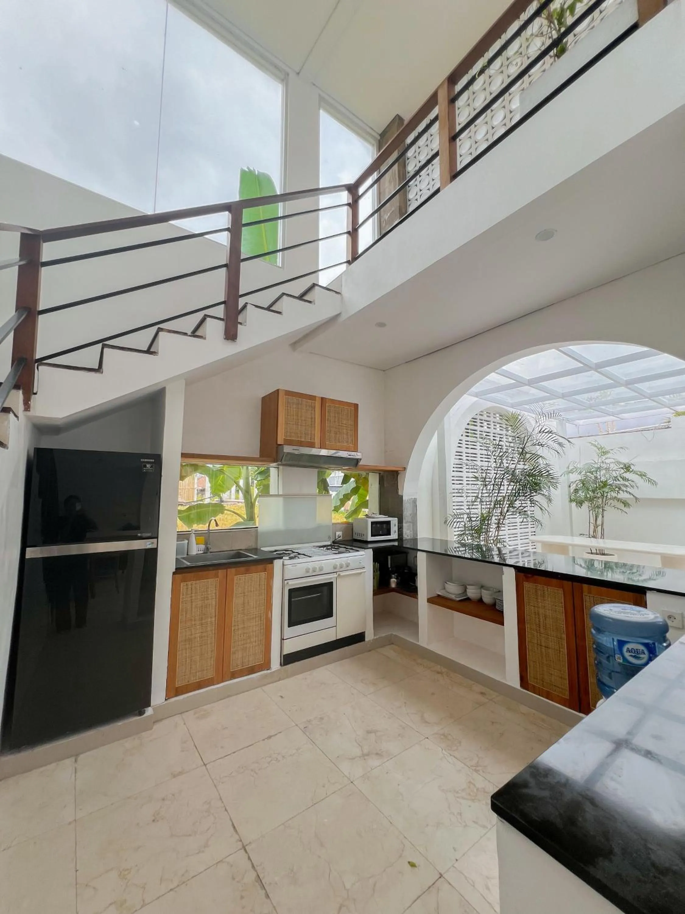 Kitchen or kitchenette in Apple Villas & Apartments