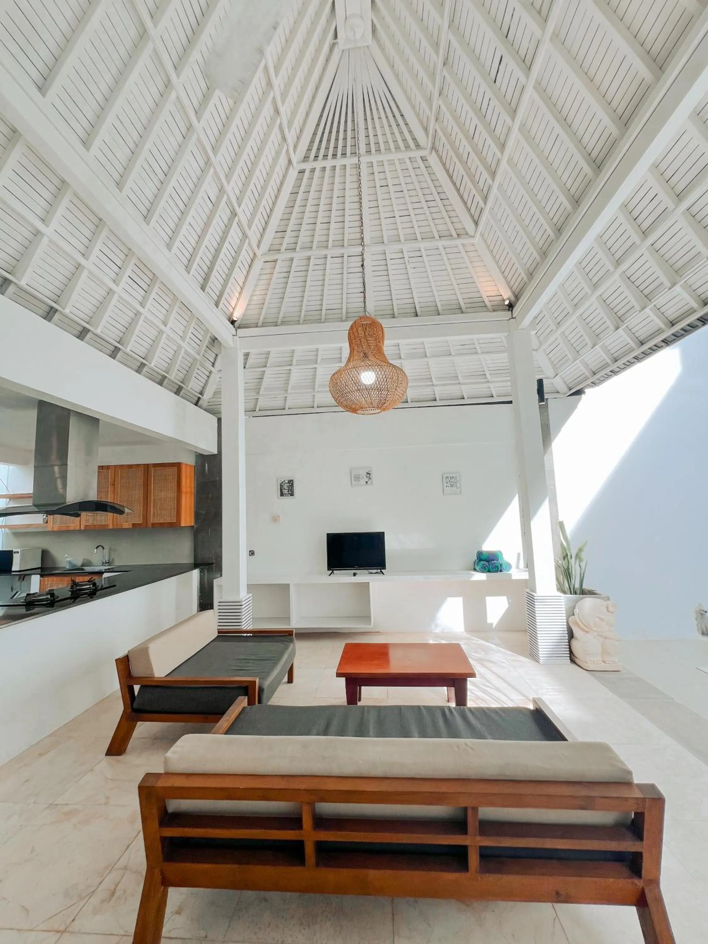 Living room in Apple Villas & Apartments