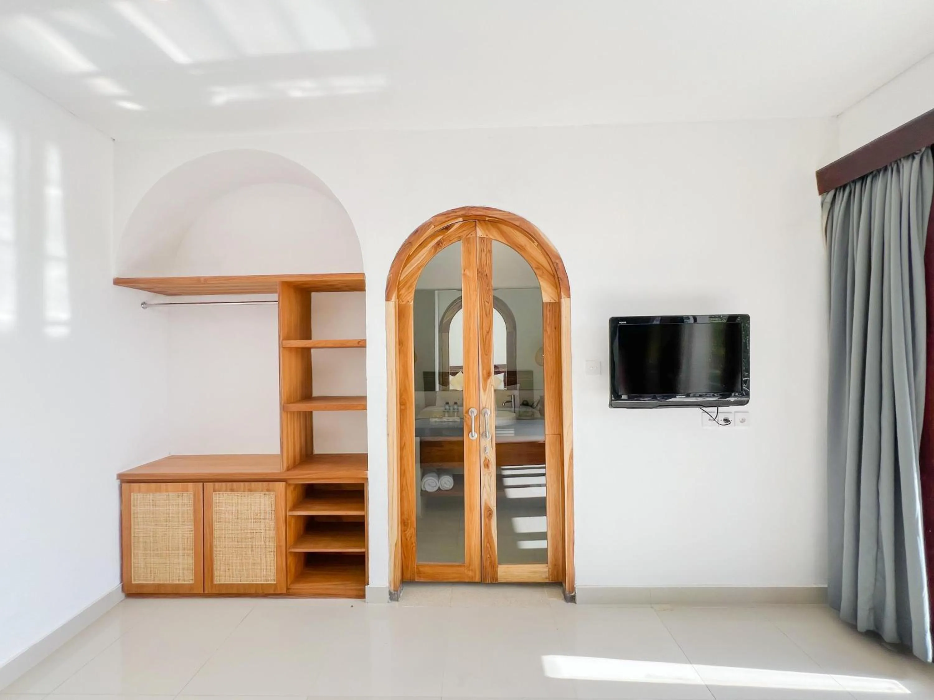 TV and multimedia in Apple Villas & Apartments