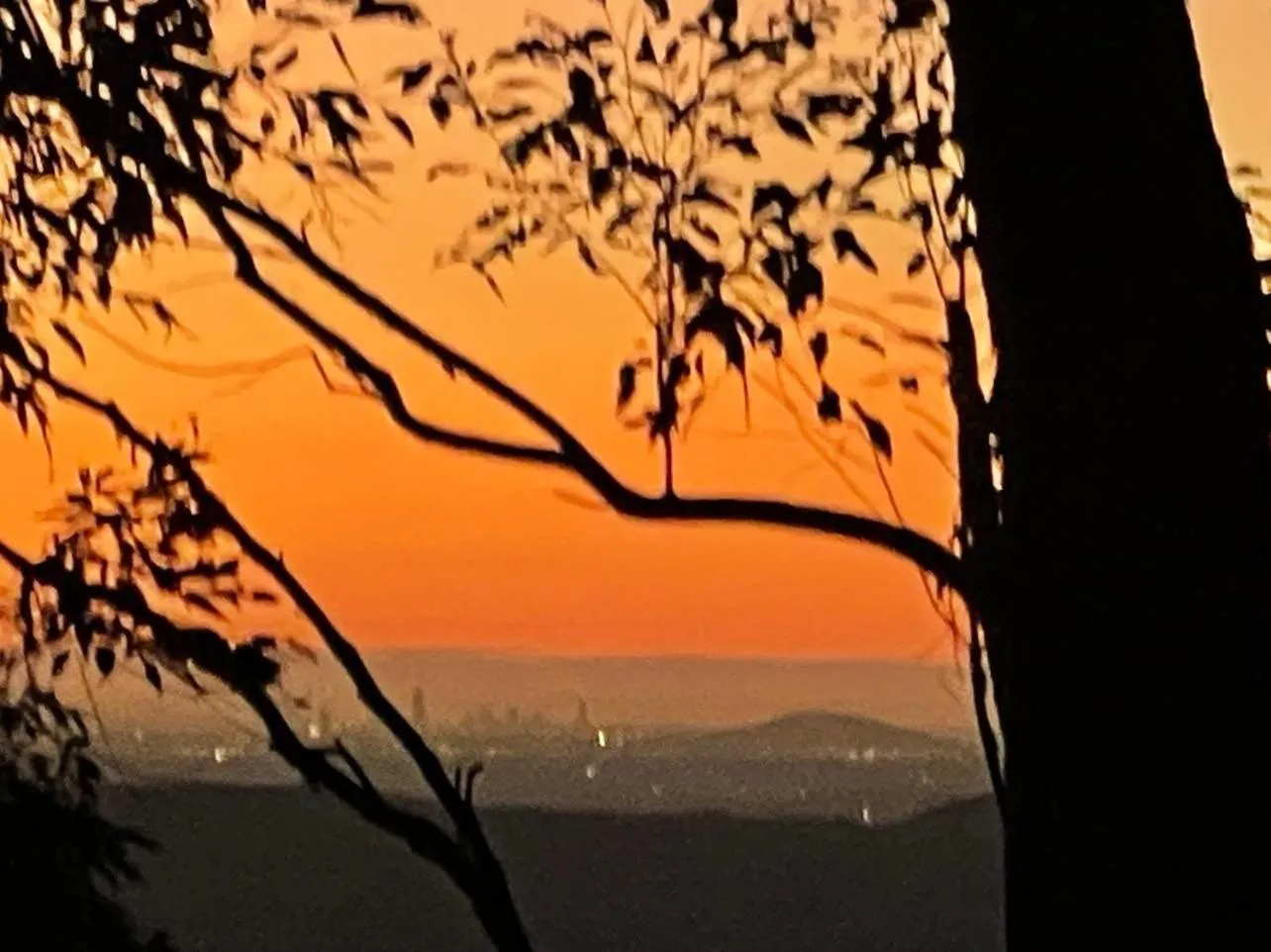 Sunset in Tambaridge Bed & Breakfast