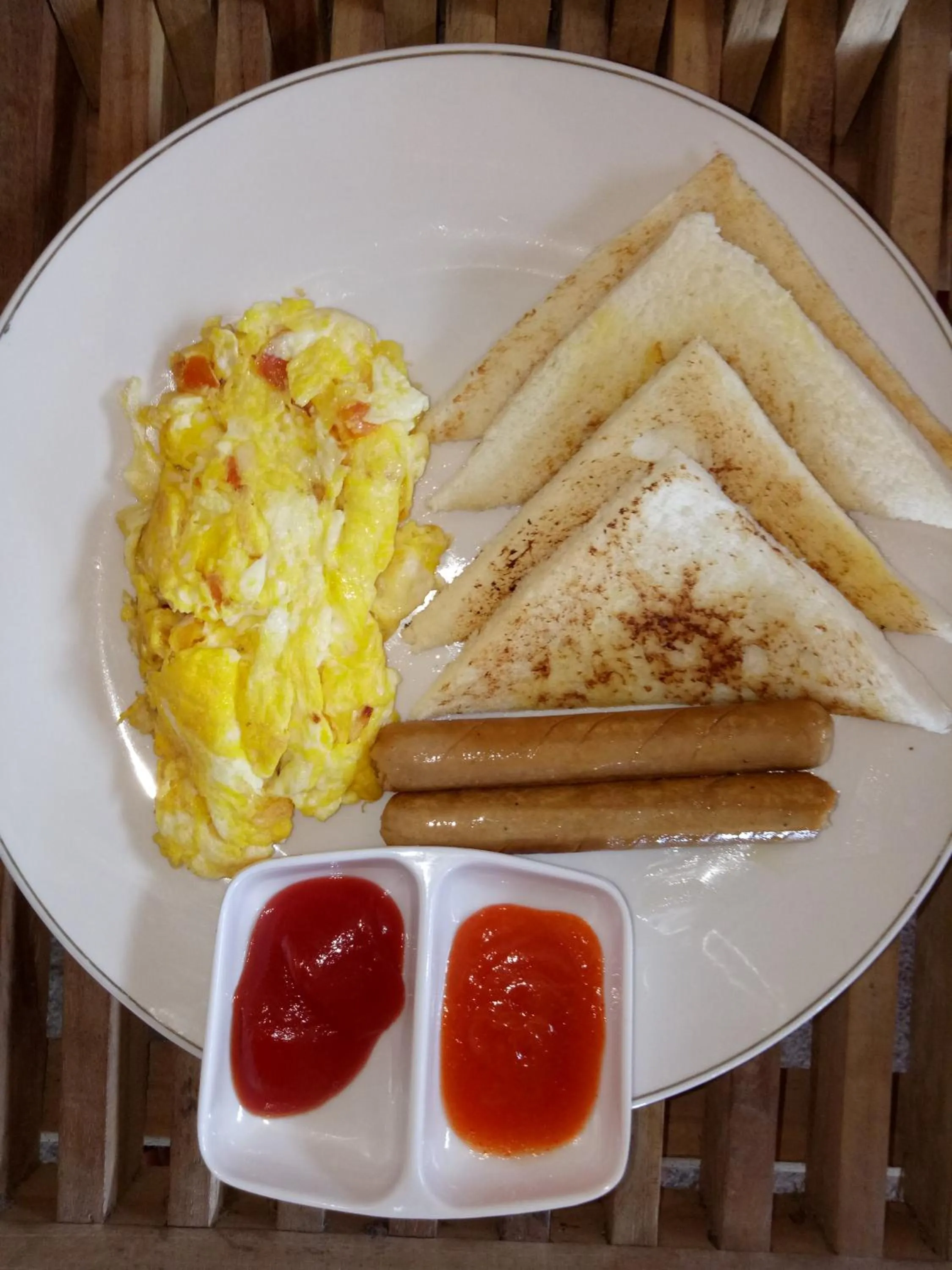 Breakfast in Emir Surfcamp