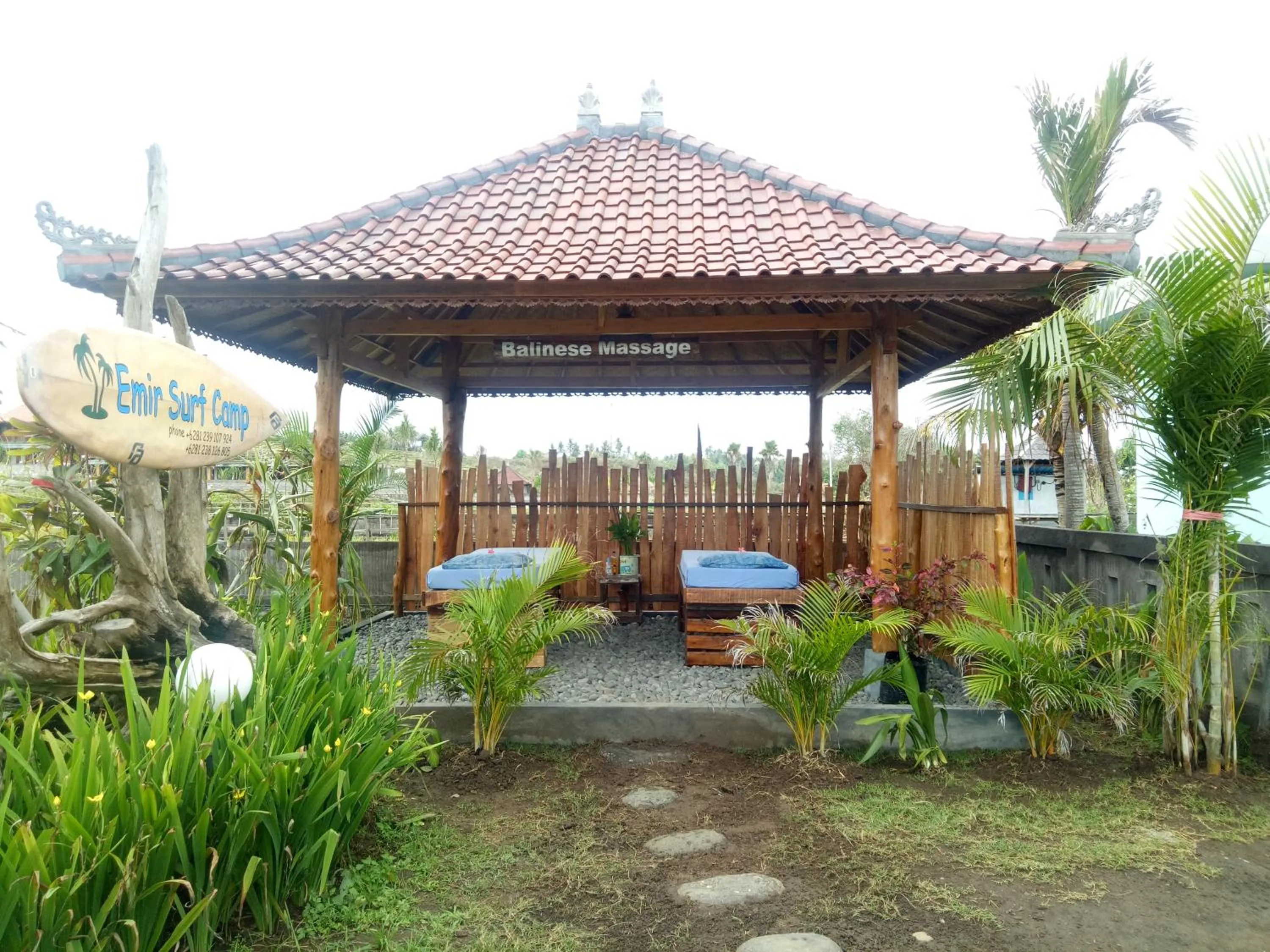 Area and facilities in Emir Surfcamp
