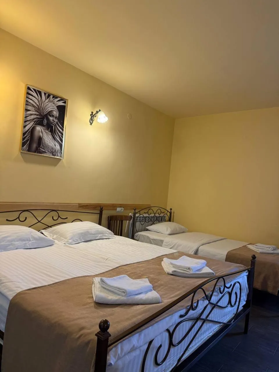 Standard Triple Room - single occupancy in Yeghevnut Hotel