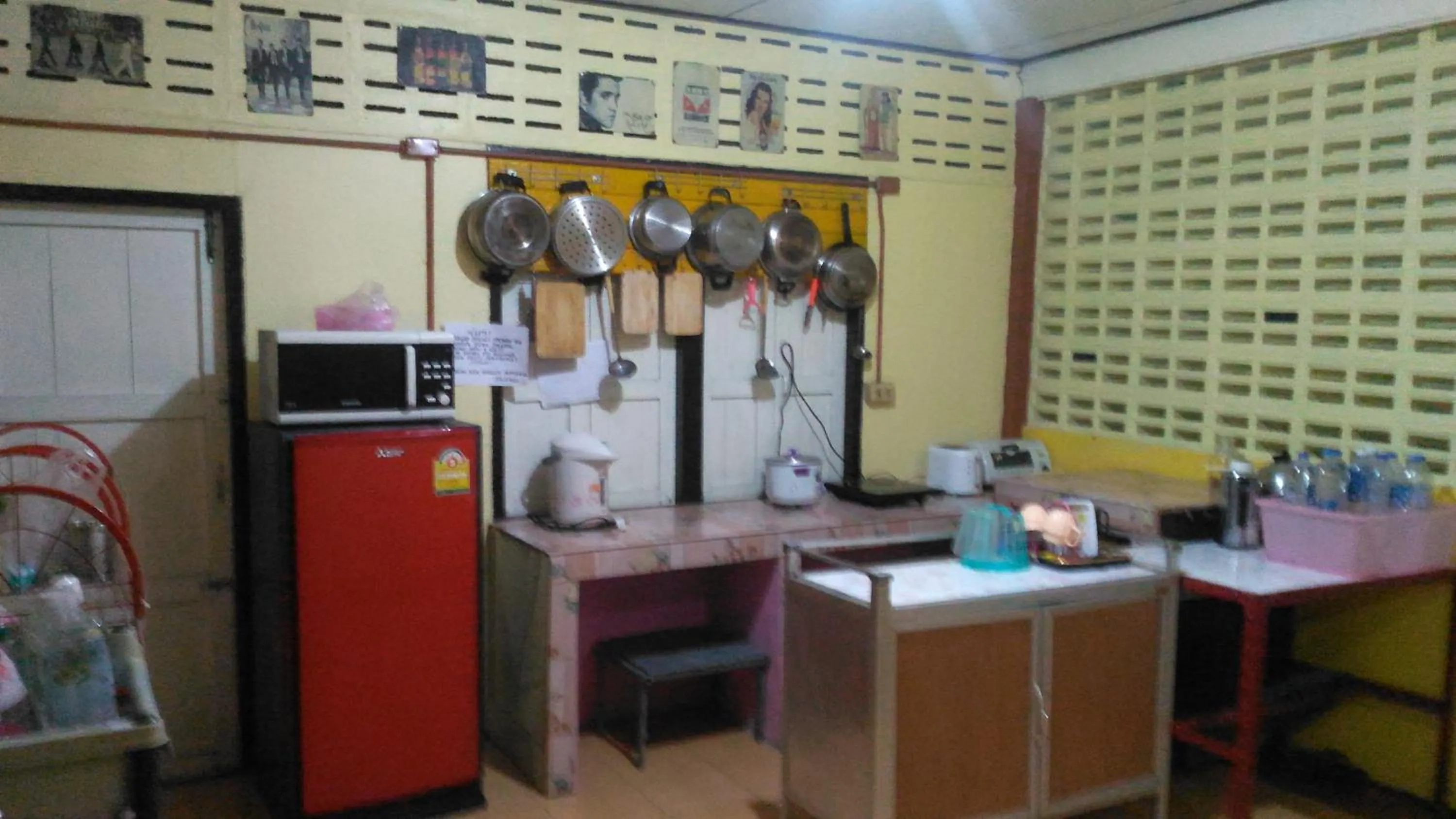 Coffee/tea facilities in The Kong